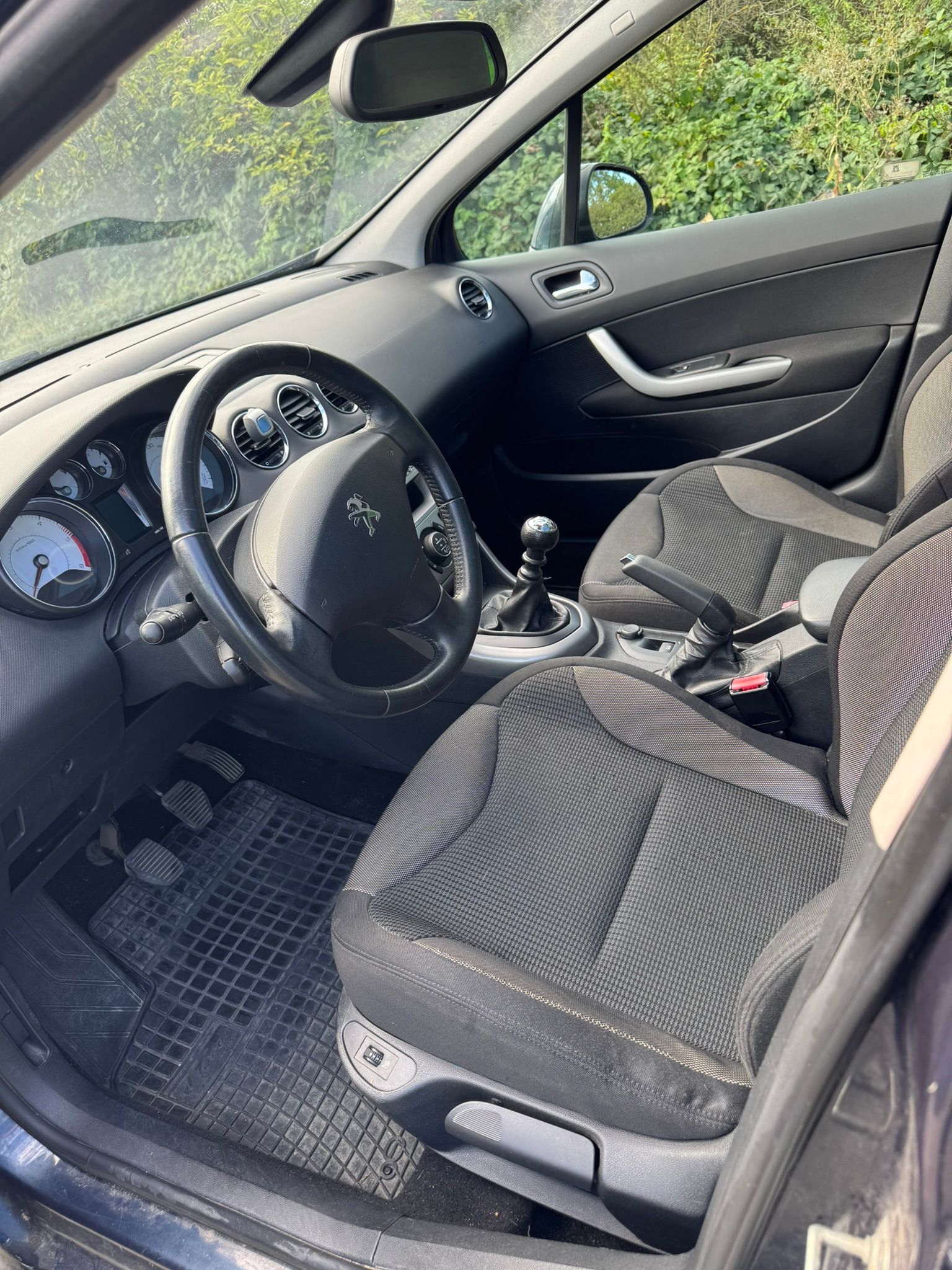 Peugeot 308, 2.0 HDI 110 KW, panorama, tažn - fotka 6