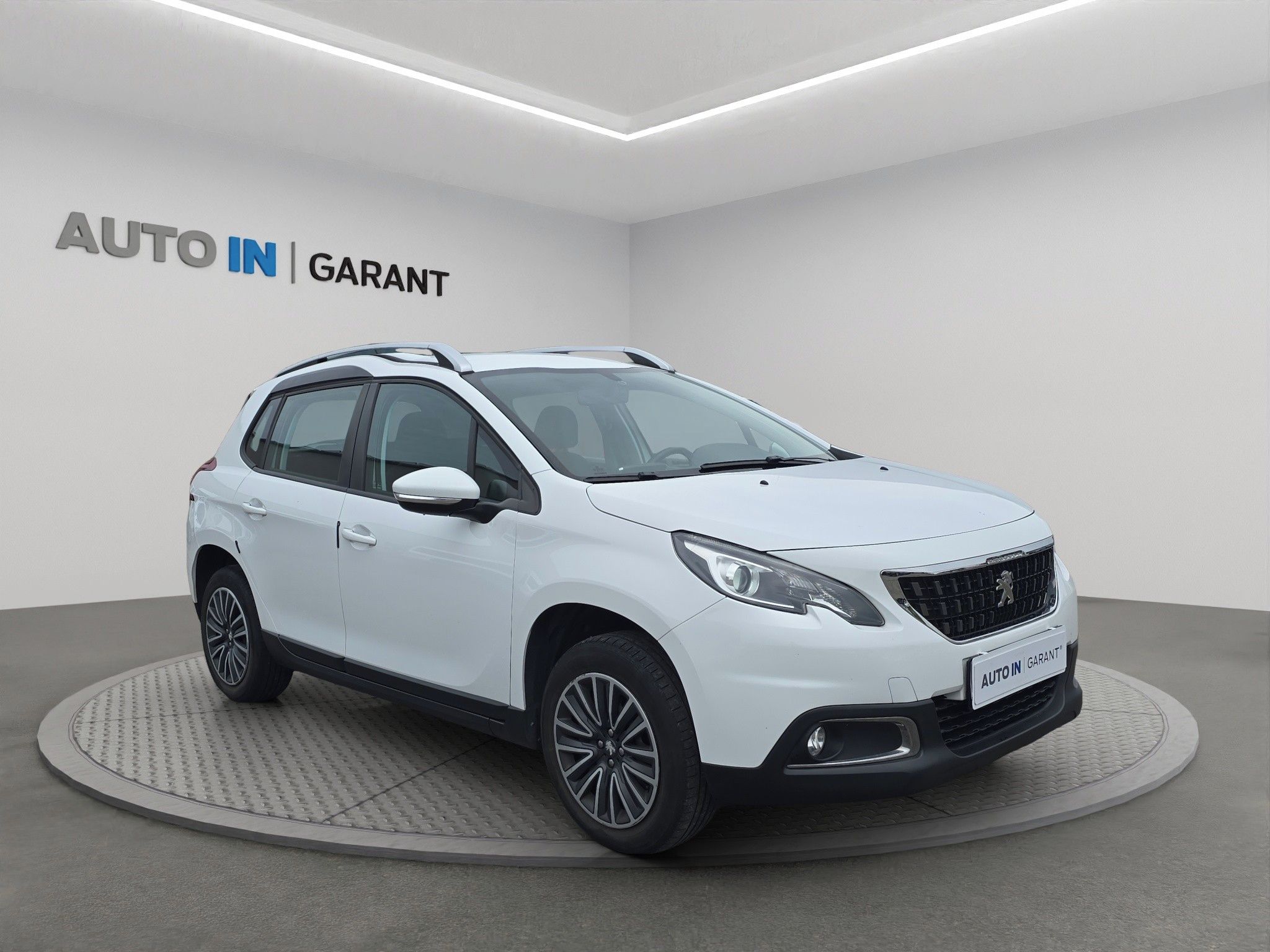 Peugeot 2008, 1.2i  61kW, Aut. klima, ČR, Ta - fotka 3