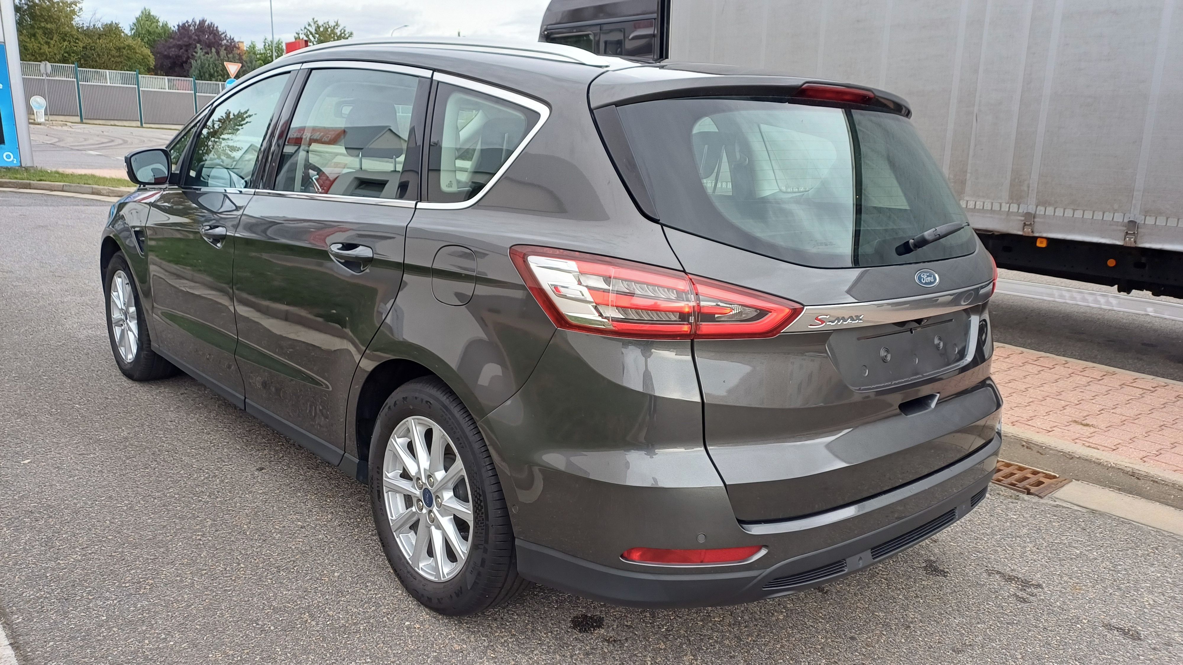 Ford S-MAX, 1.5 EcoBoost BUSINESS - fotka 3