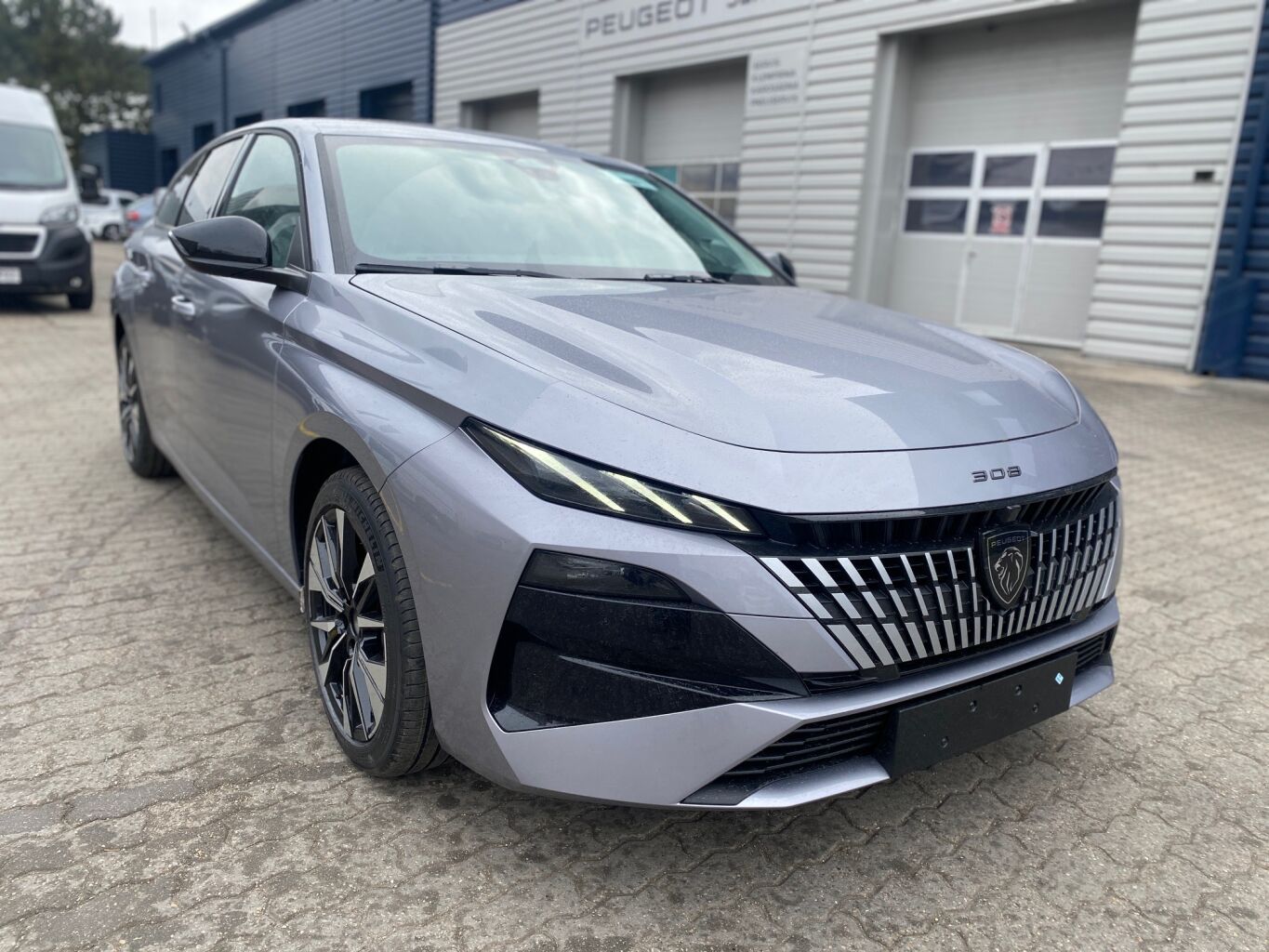 Peugeot 308, SW ALLURE Hybrid 145k - 9748 - fotka 4