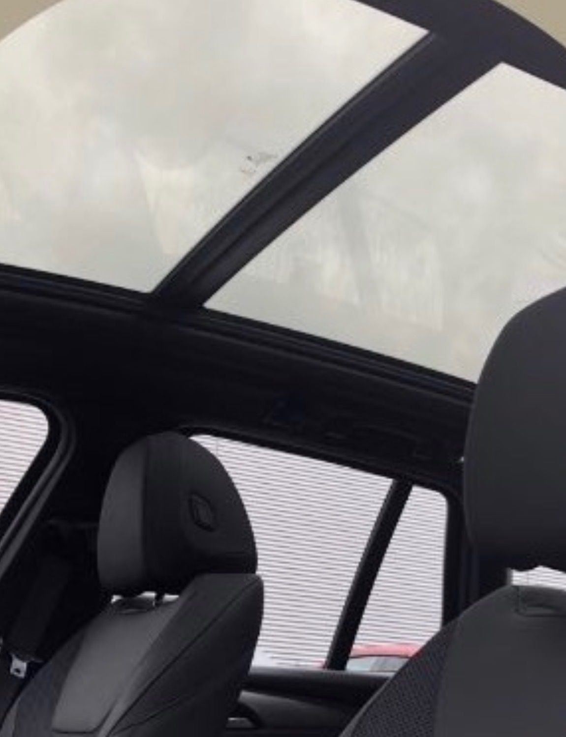 BMW X3, X drive 20I - fotka 4