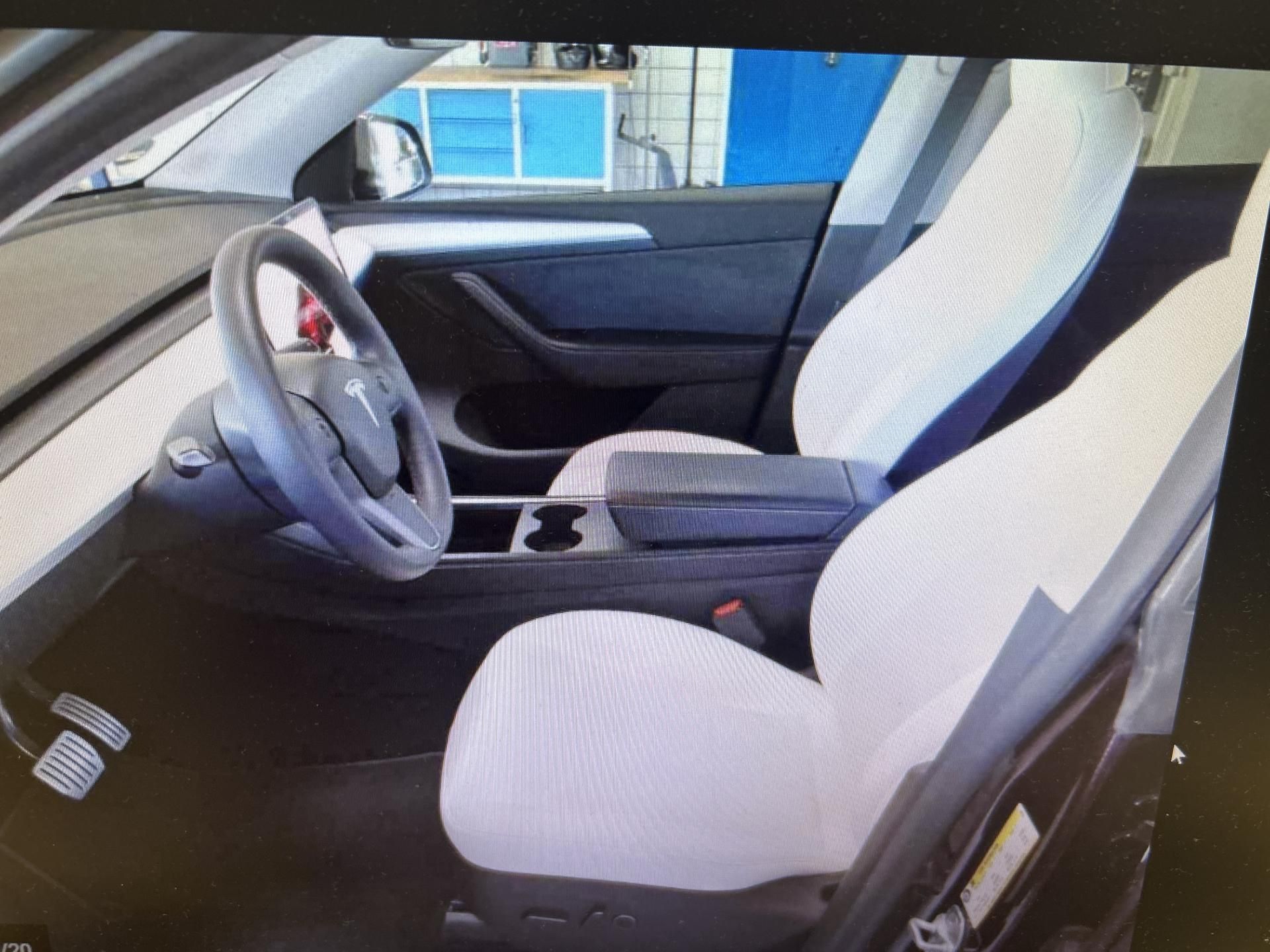 Tesla Model Y, PERFORMANCE 393kw TZ 91,2% - fotka 4