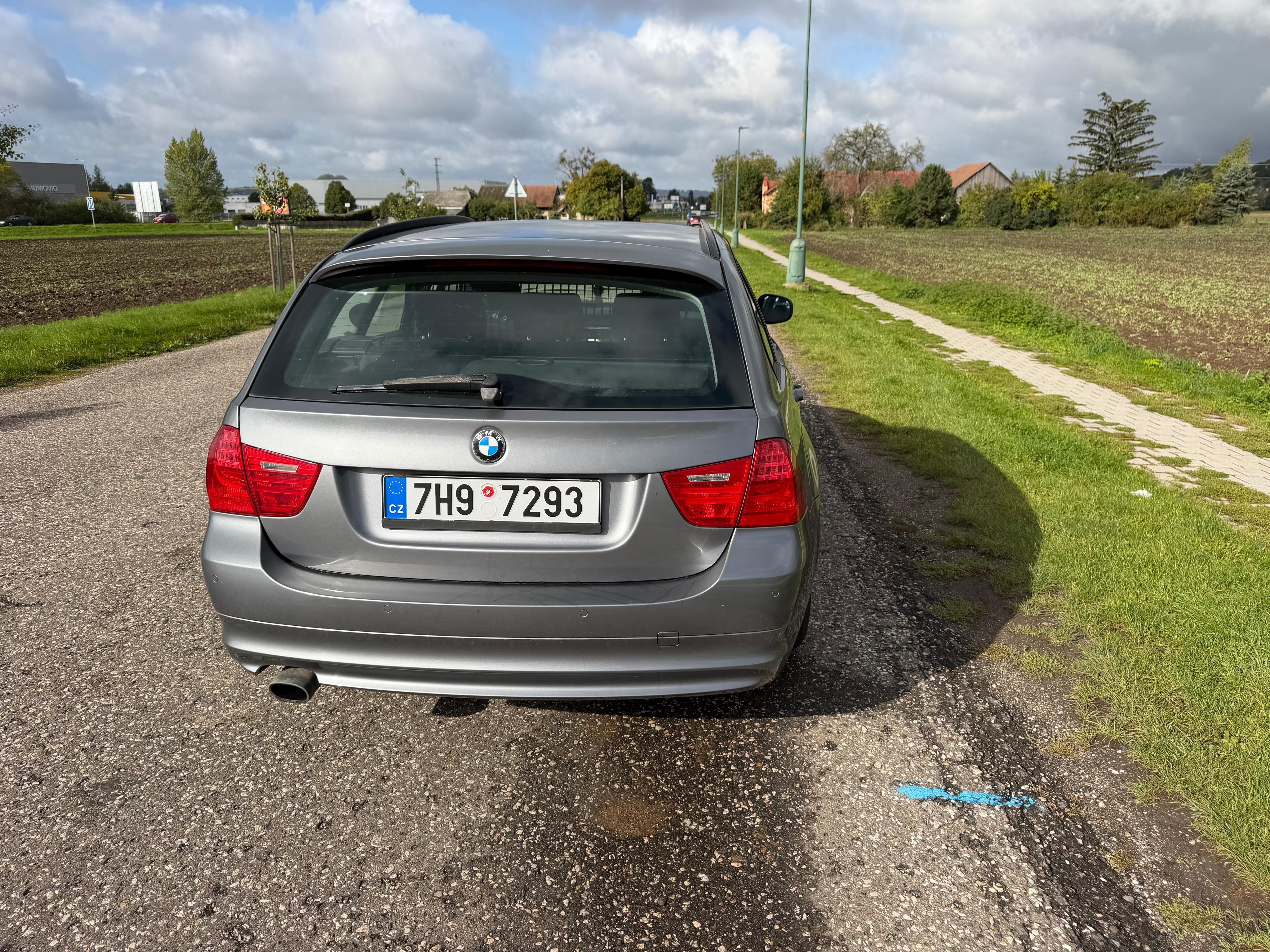 BMW Řada 3, 2,0 i /125 Kw klima - fotka 6