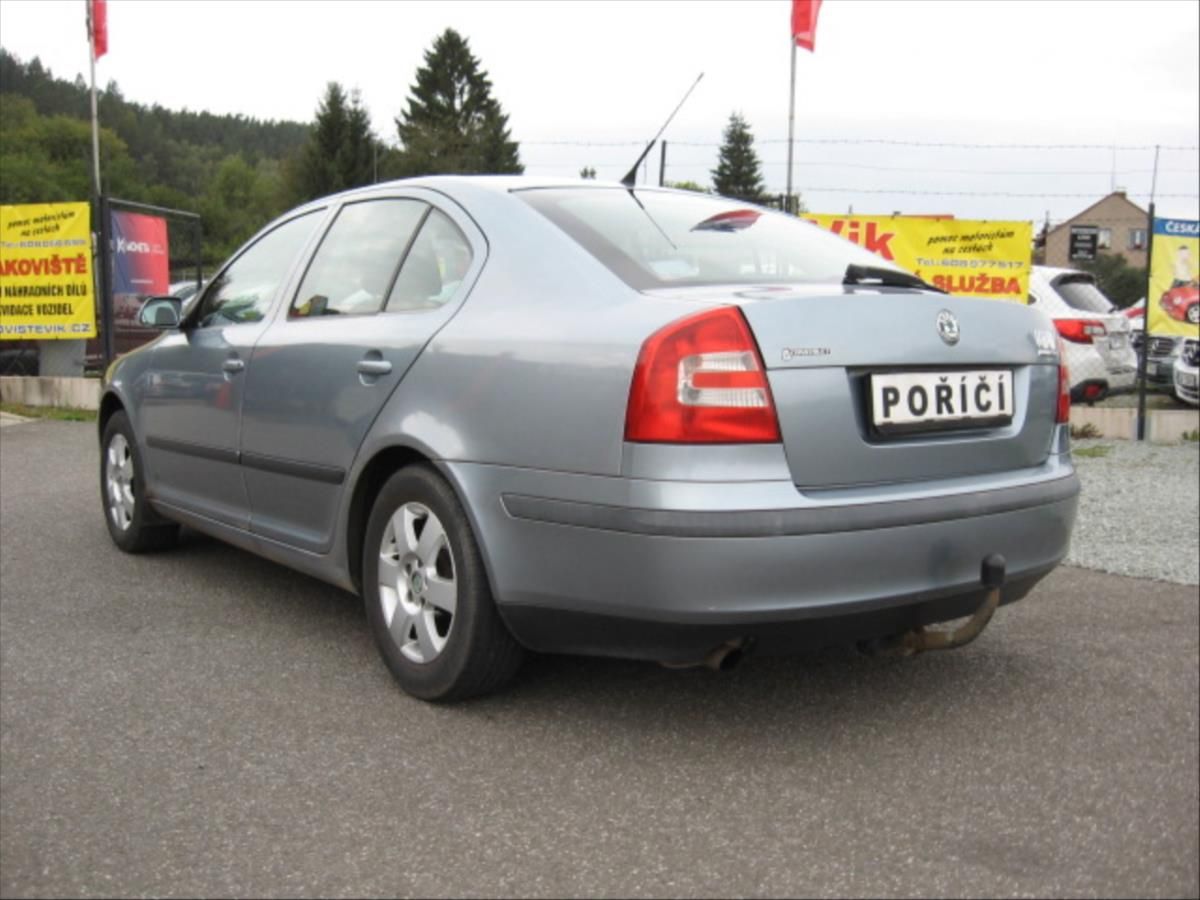 Škoda Octavia, 1,6 MPi - fotka 4