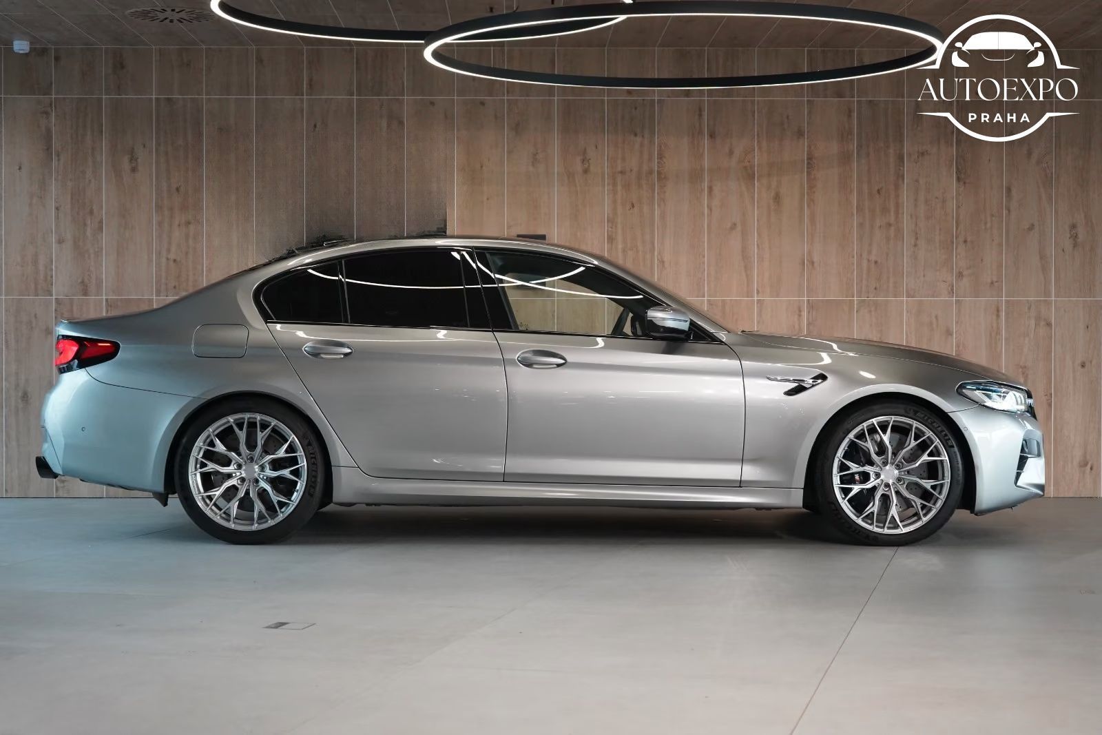 BMW M5, Massage*Head-up*Harman-Kardon - fotka 4