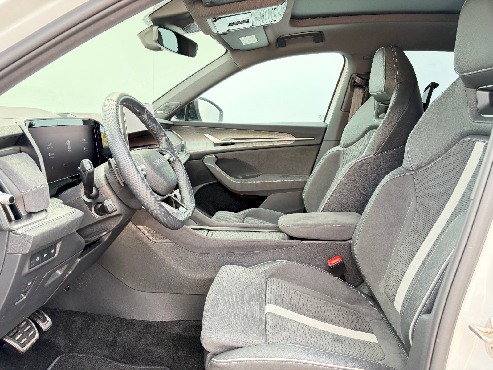 Škoda Kodiaq, DSG 1.5 TSI / iV 150kW / SPORT - fotka 6