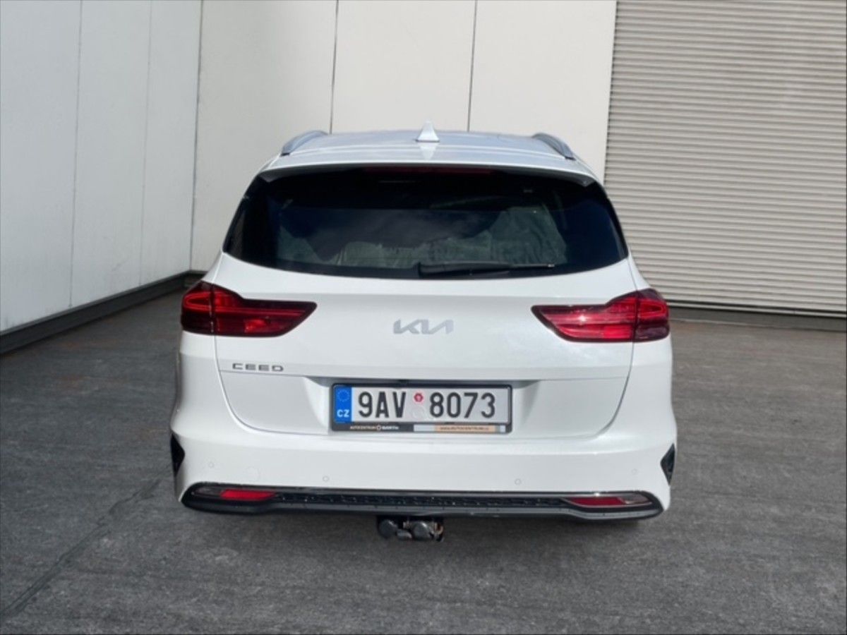 Kia Cee´d, 1,5 T-GDI 118 Top AT - fotka 5