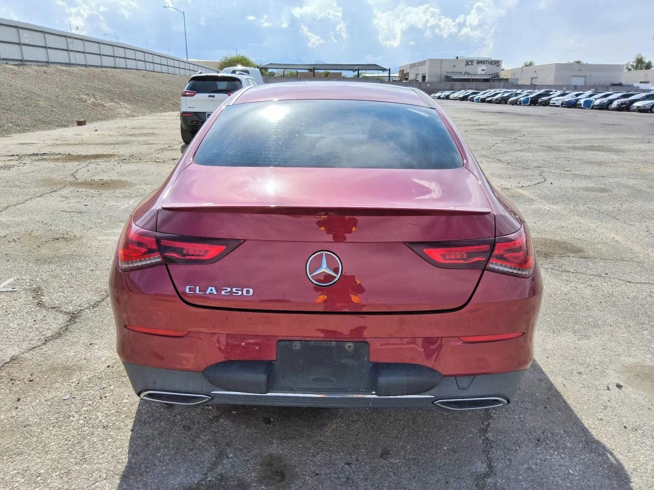 Mercedes-Benz CLA, Auto na cestě - fotka 6