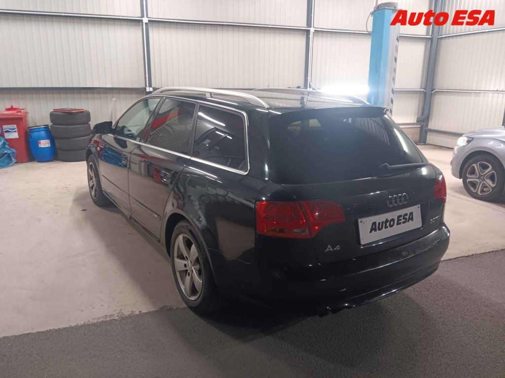 Audi A4, 2.0TDi Avant,ČR - fotka 2