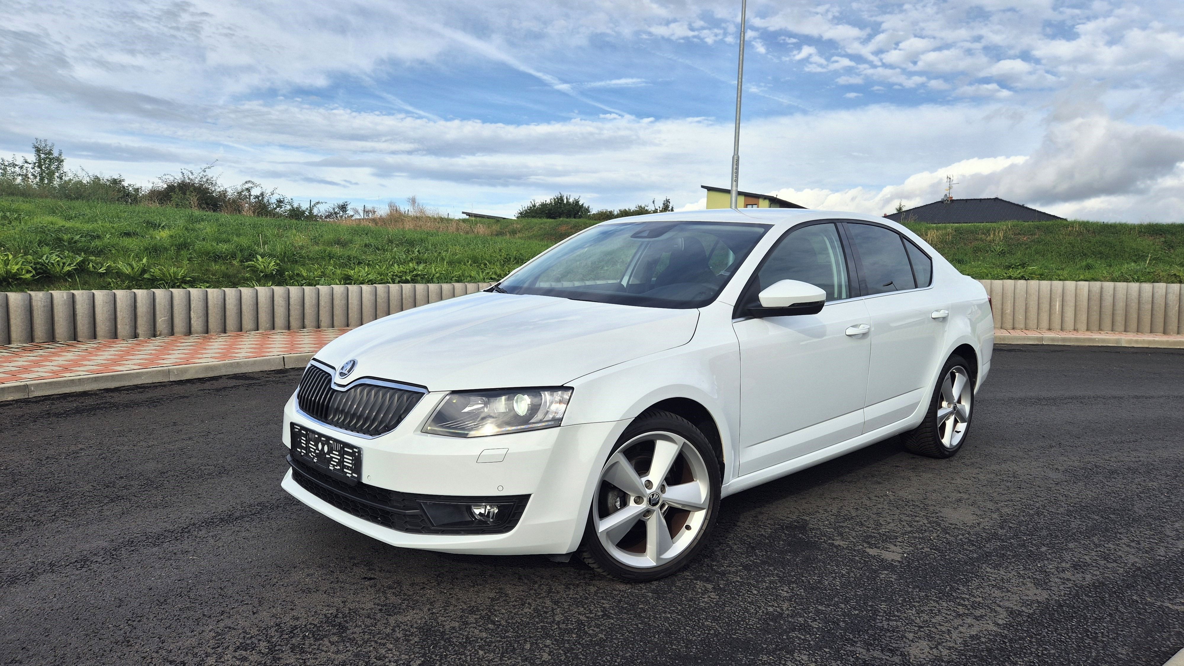 Škoda Octavia, 1,2tsi DSG SPORT, s historií