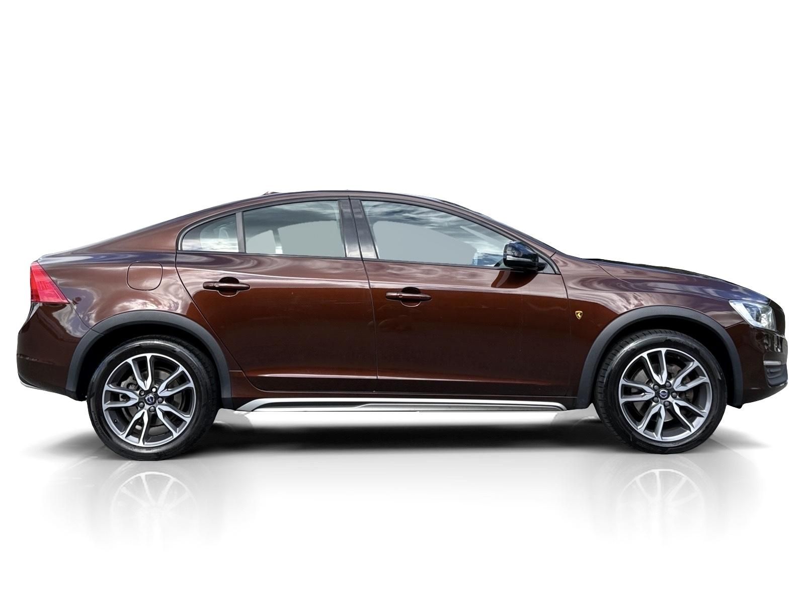 Volvo S60, CrossCountry D4 // POLESTAR - fotka 6
