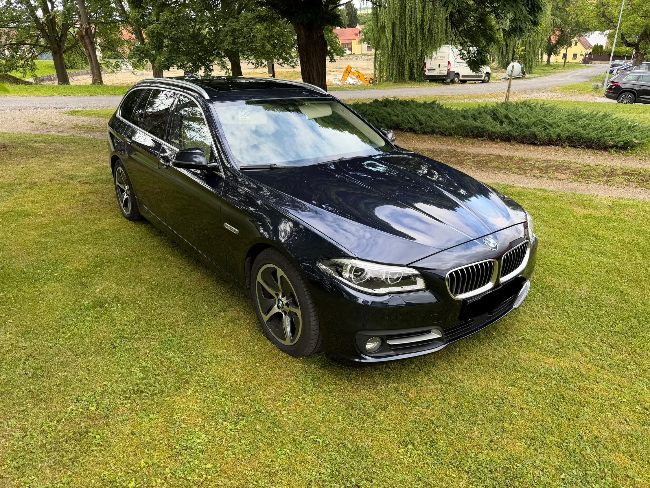 BMW Řada 5, BMW 530D LUXURY WEBASTO ACC