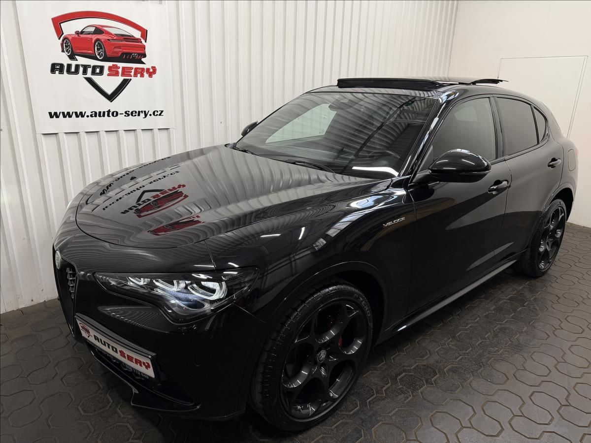 Alfa Romeo Stelvio, VELOCE 154kW Q4 PANO H&K R21 - fotka 2