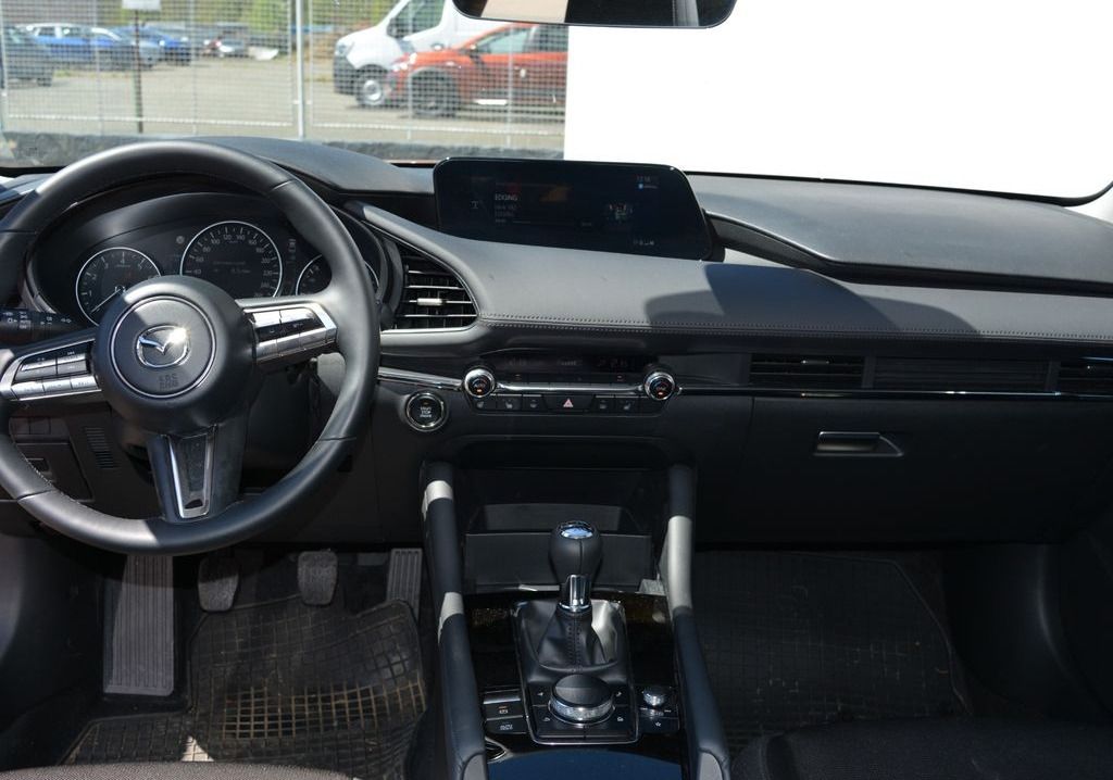 Mazda 3, e-Skyactiv G150 Plus - fotka 2