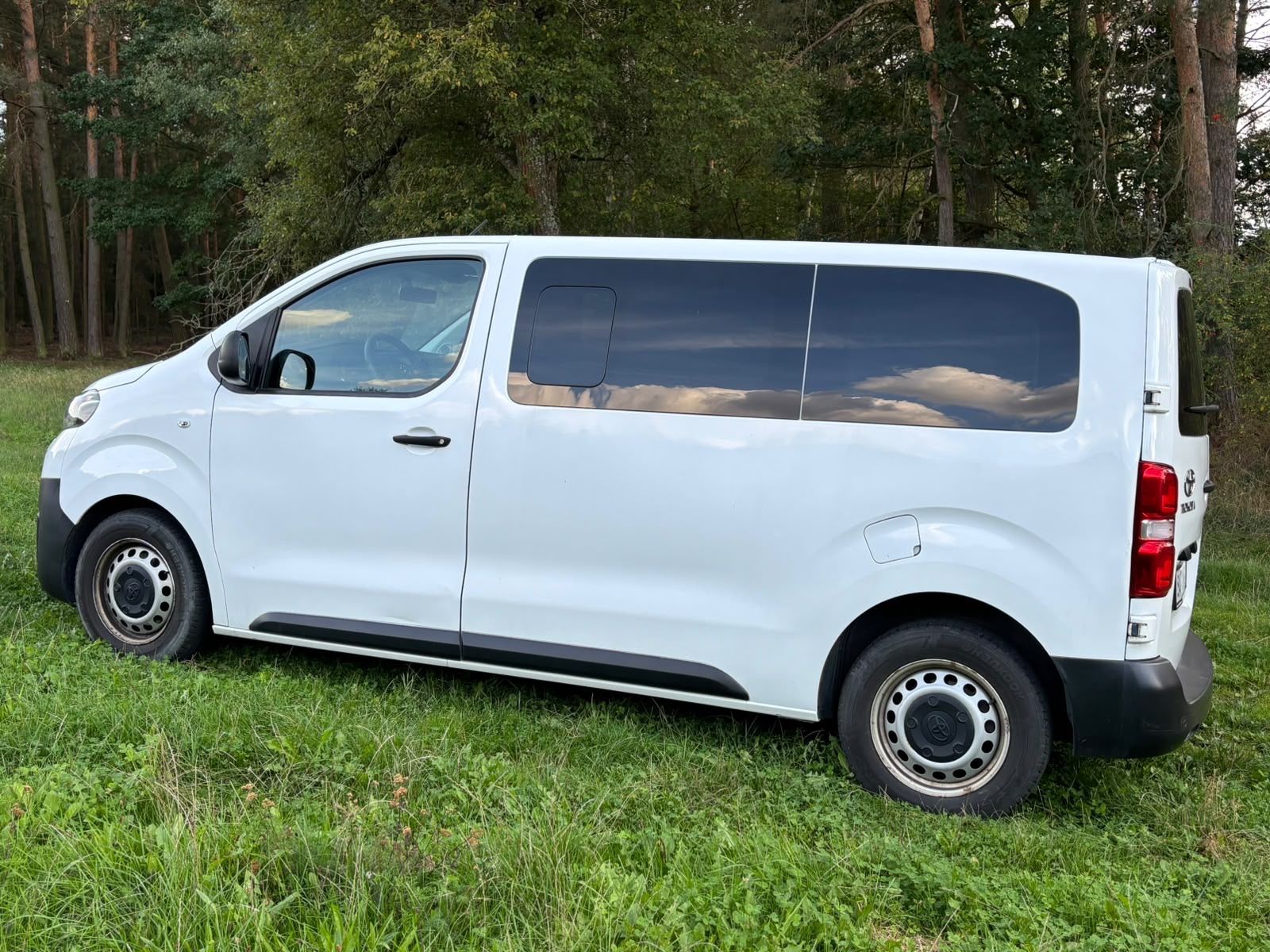 Toyota Proace, TOYOTA PROACE VERSO 9 MÍST - fotka 3