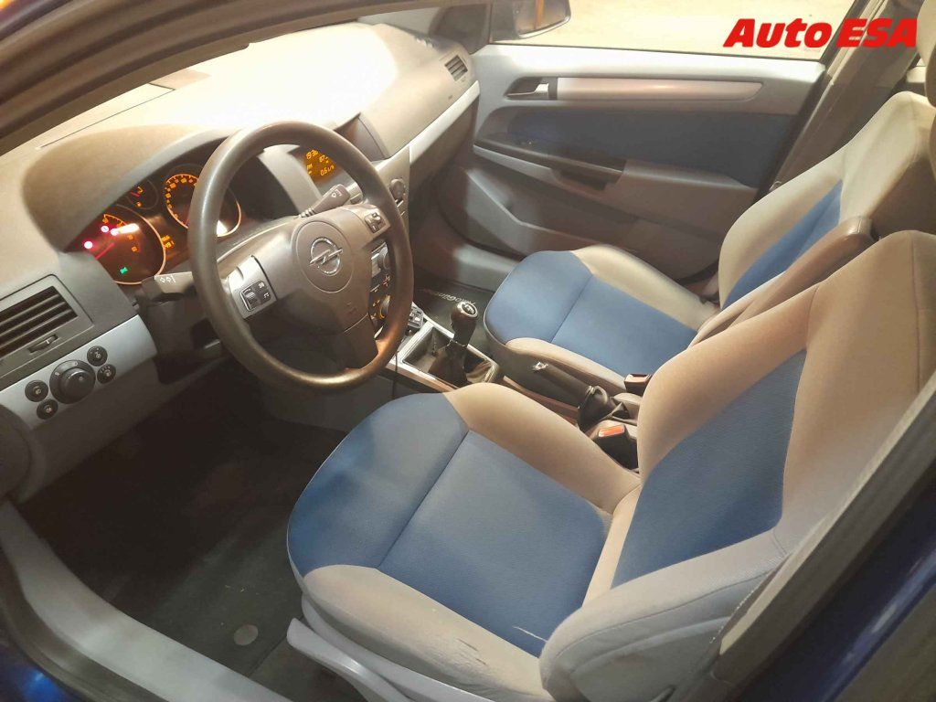 Opel Astra, 1.4 - fotka 3