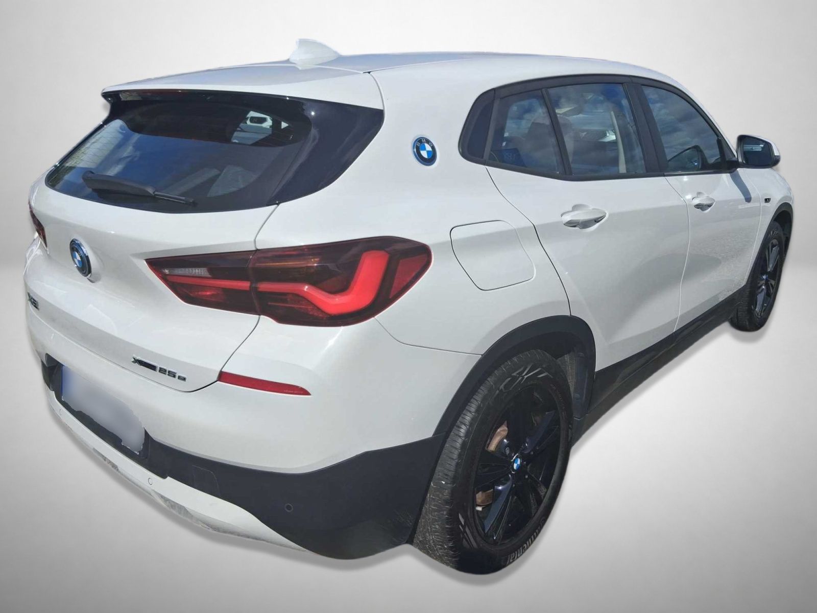 BMW X2, xDrive25e, Záruka, 4X4 - fotka 2