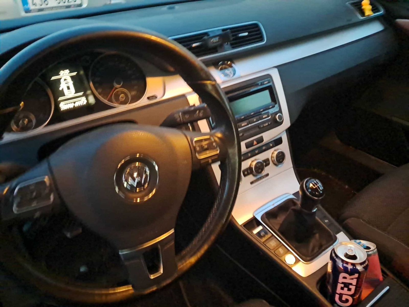 Volkswagen CC, 2.0 TDI, Automatická klima - fotka 3