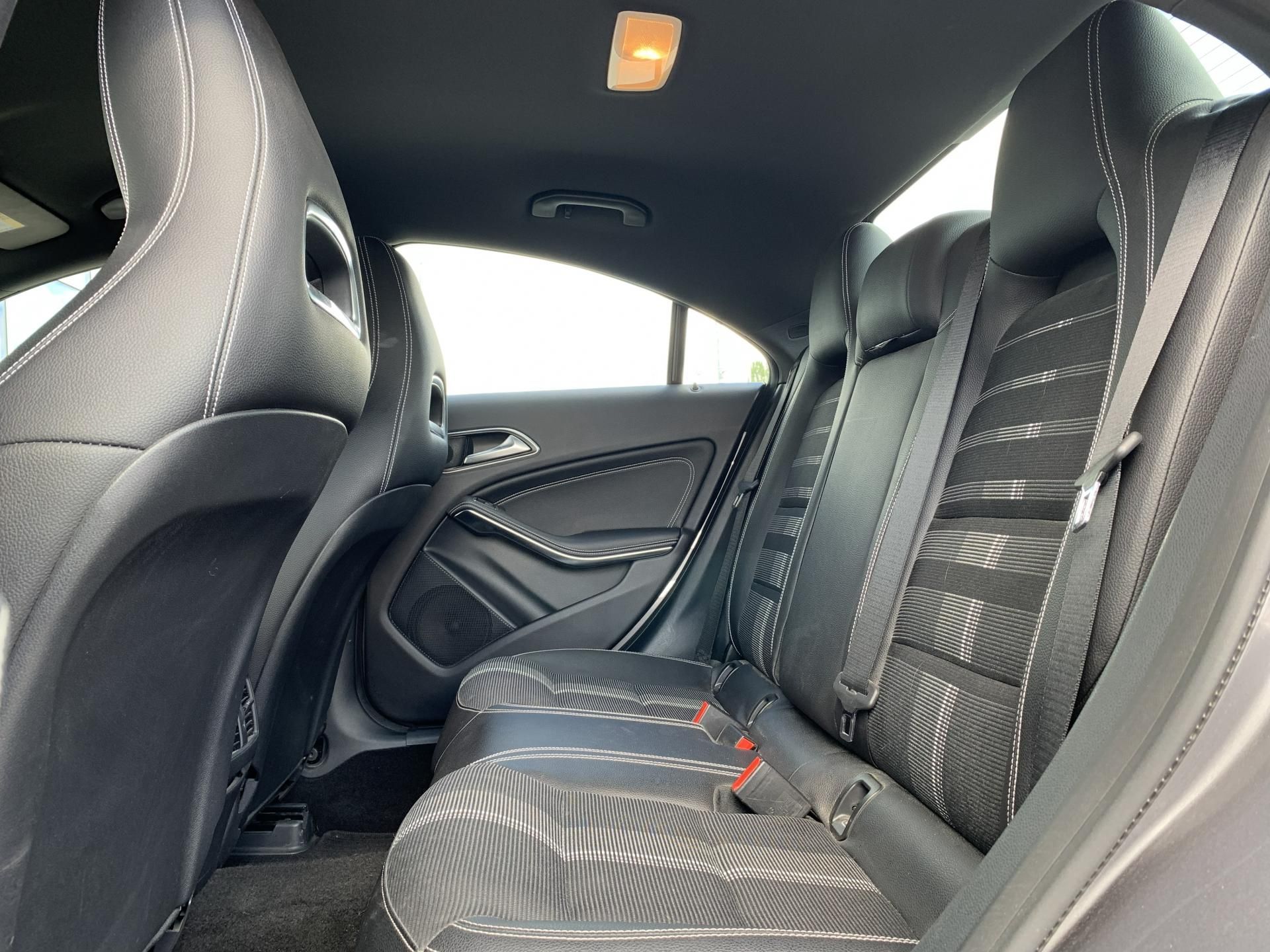 Mercedes-Benz CLA, CLA 200 115kW MAN6 - fotka 6