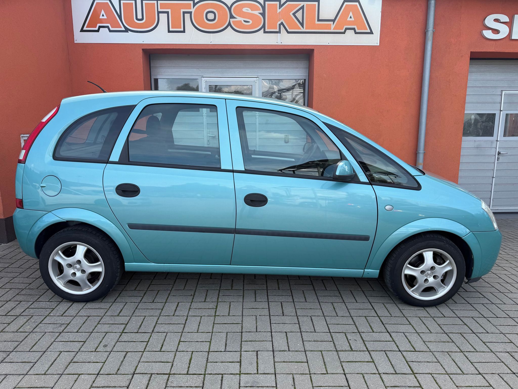 Opel Meriva, 1.6i 74KW AUTOMAT 2x kola - fotka 4
