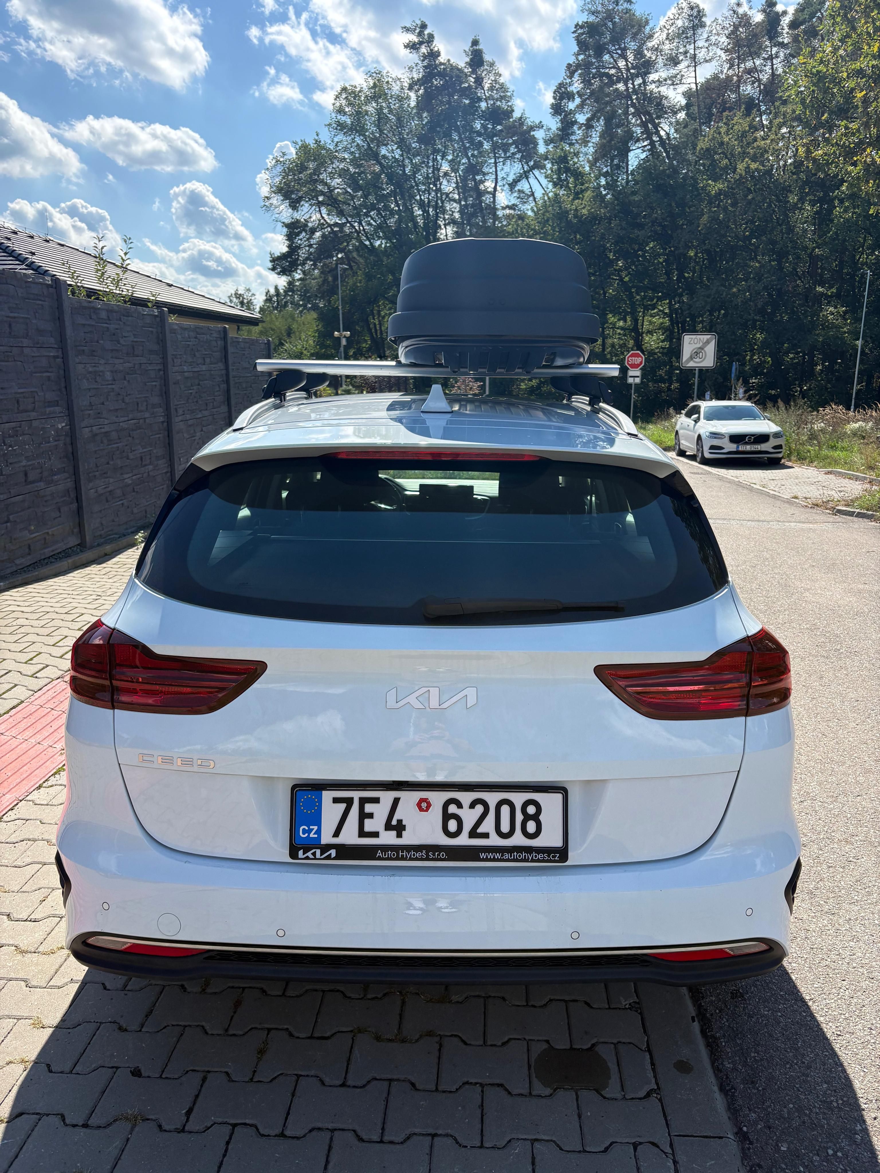 Kia Cee´d SW - fotka 2