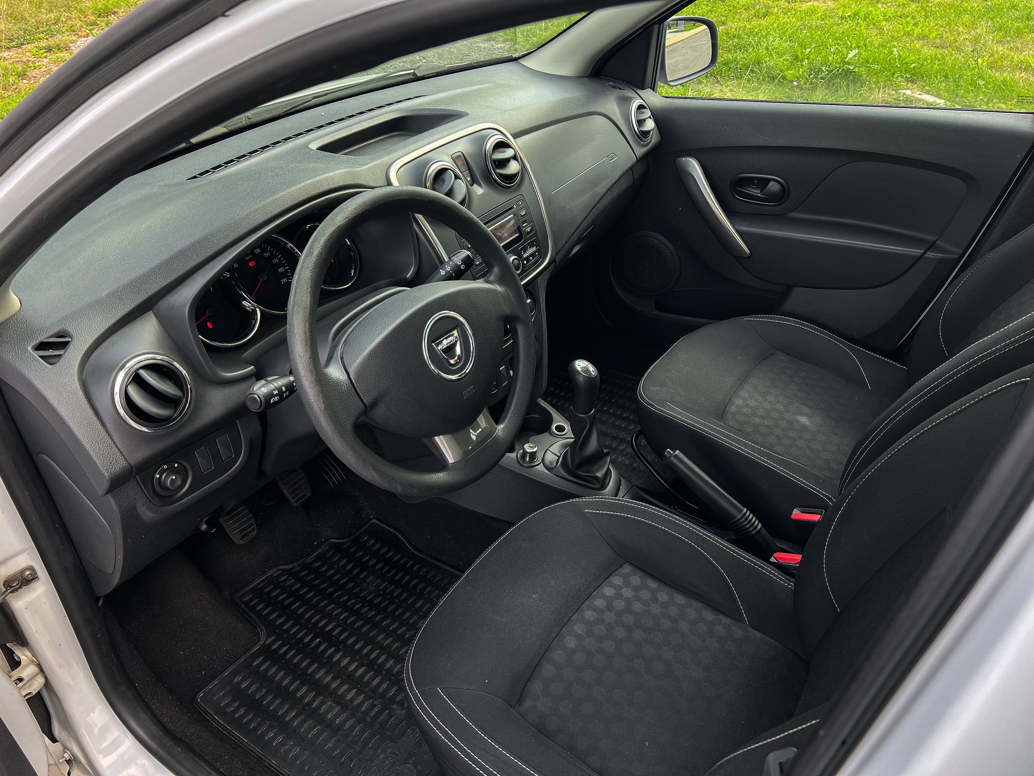 Dacia Logan, MCV, STK,původ ČR, servisováno - fotka 6