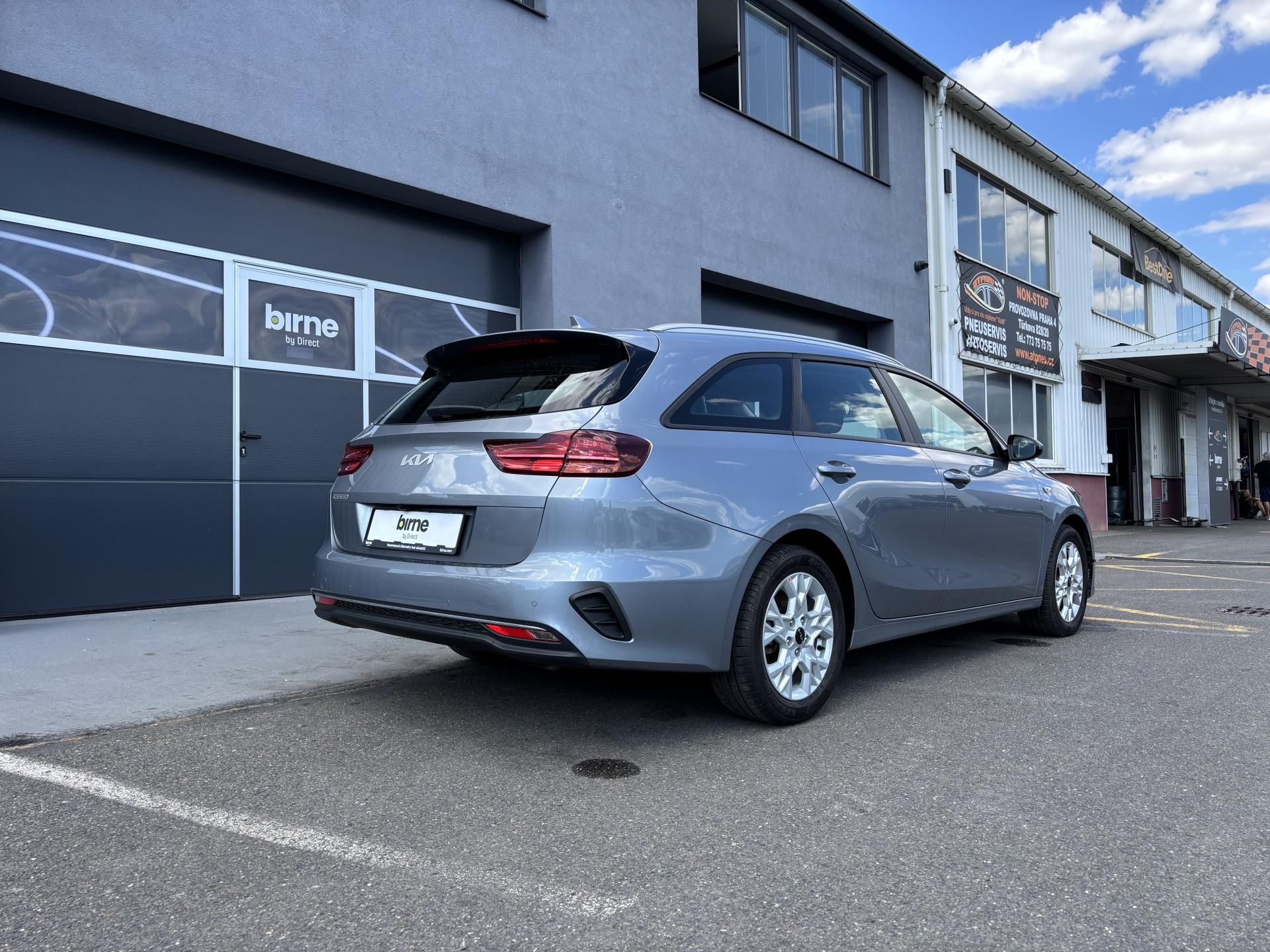 Kia Stonic, Exclusive 1.0 T-GDI - fotka 3