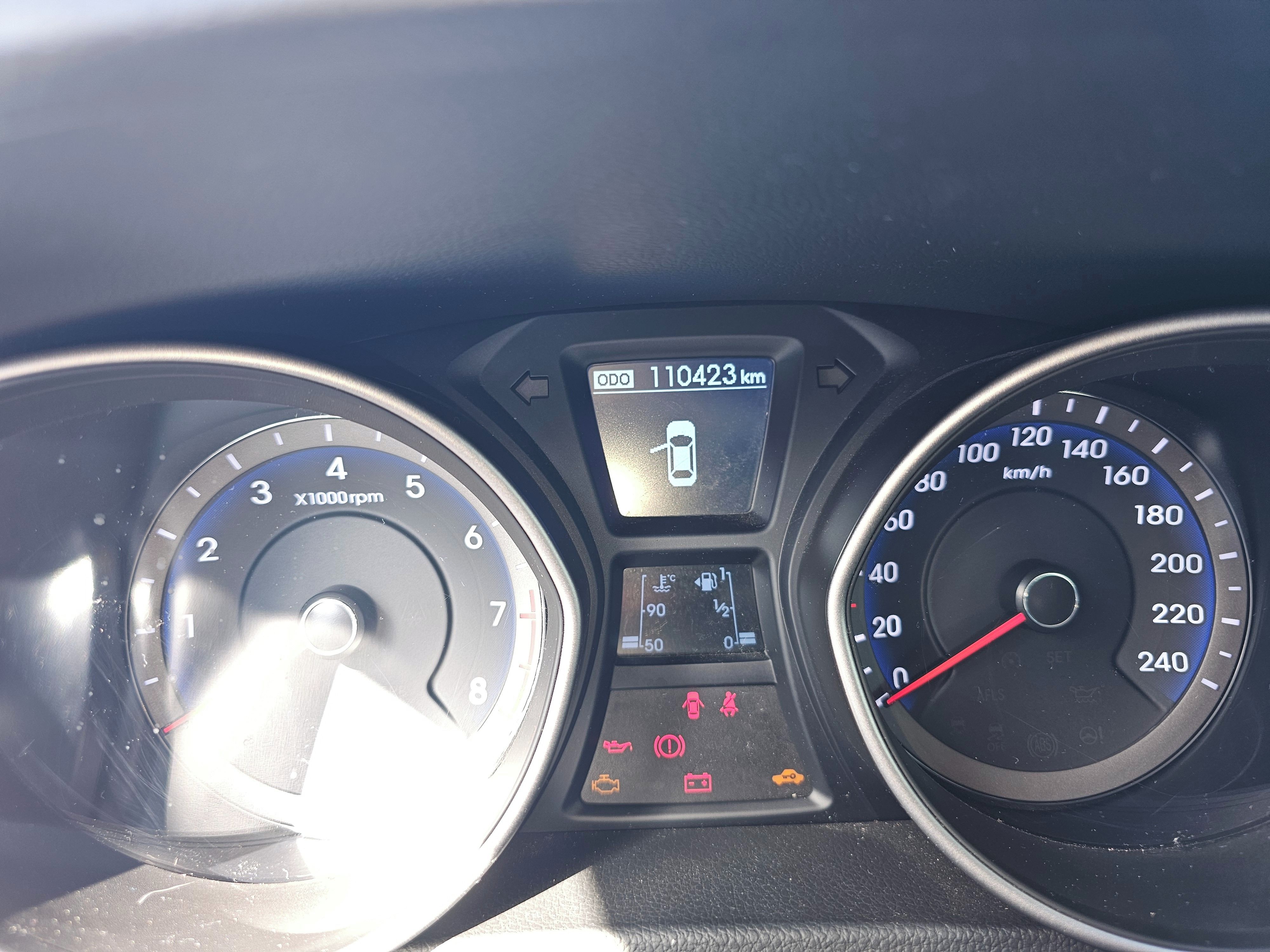 Hyundai i30, WG 1,6i CVVT Trikolor+tažné z. - fotka 6