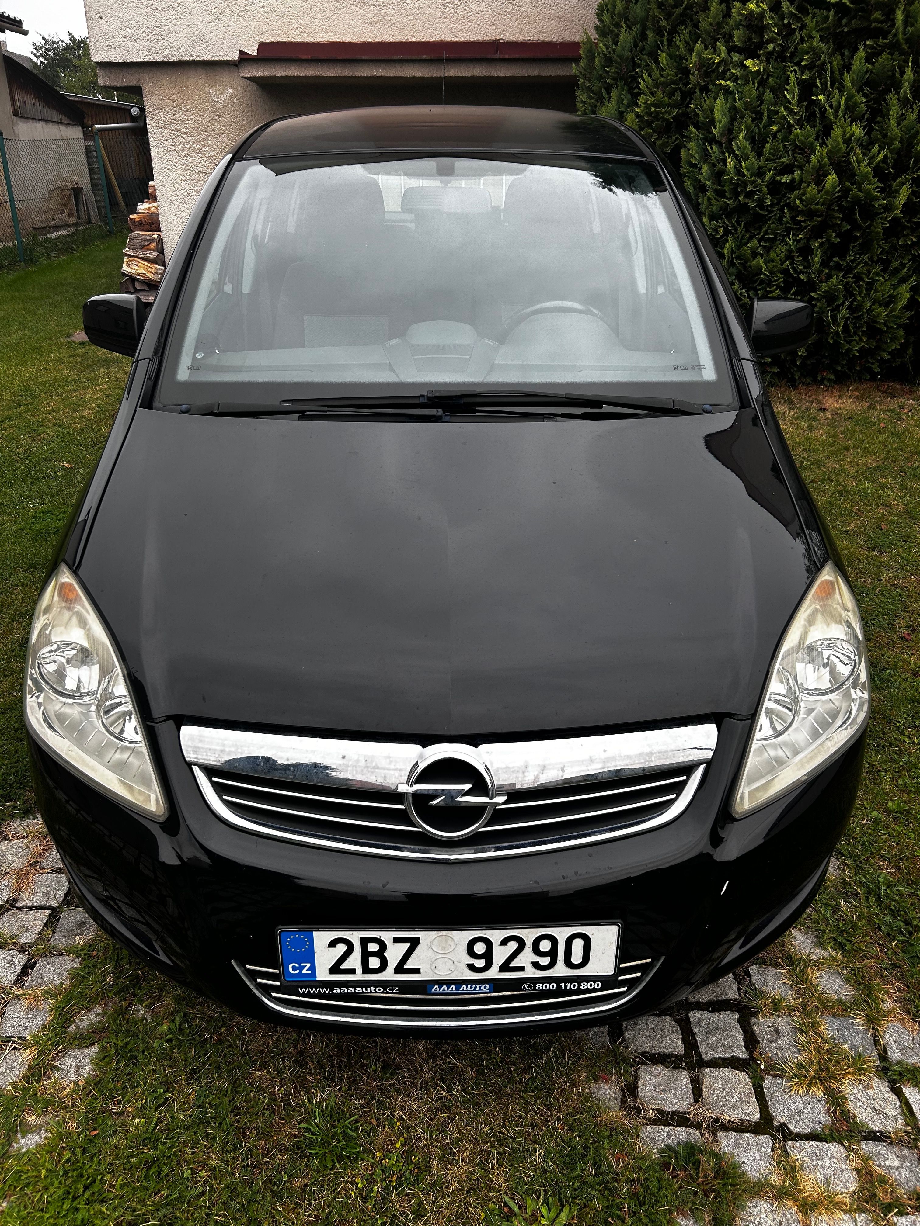 Opel Zafira, Opel Zafira, 7míst, tažné - fotka 4