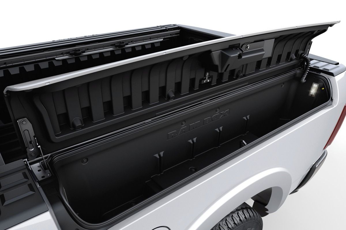 RAM 1500, LIM,HEMI,NIGHT,RAMBOX, NEW 26 - fotka 4
