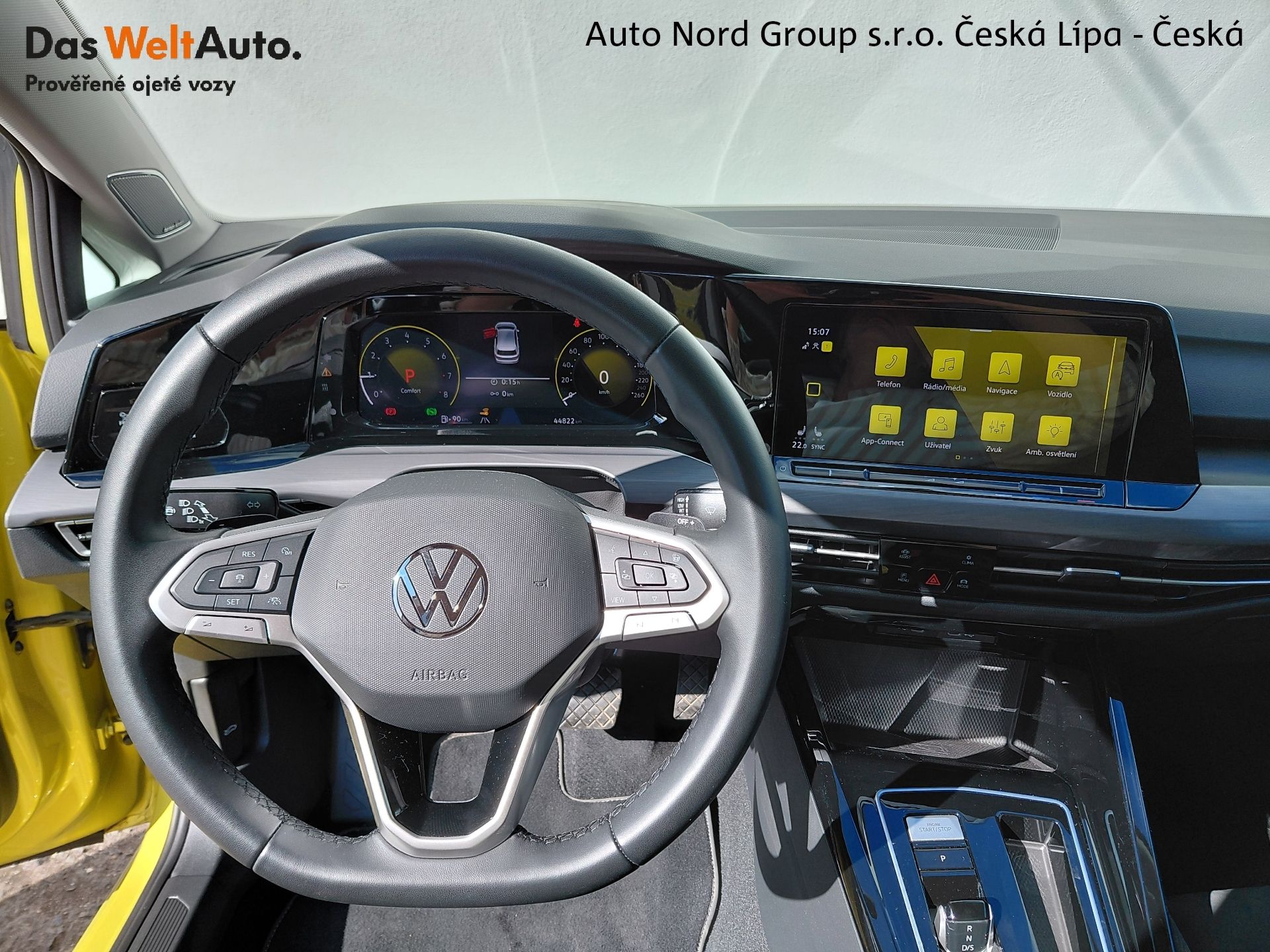 Volkswagen Golf, 1,5 eTSI STYLE DSG 110 kW - fotka 5