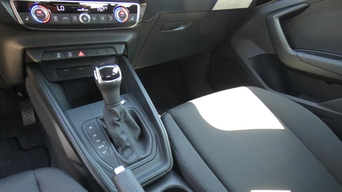 Audi A1, 35 TFSI S-line Stronic - fotka 6