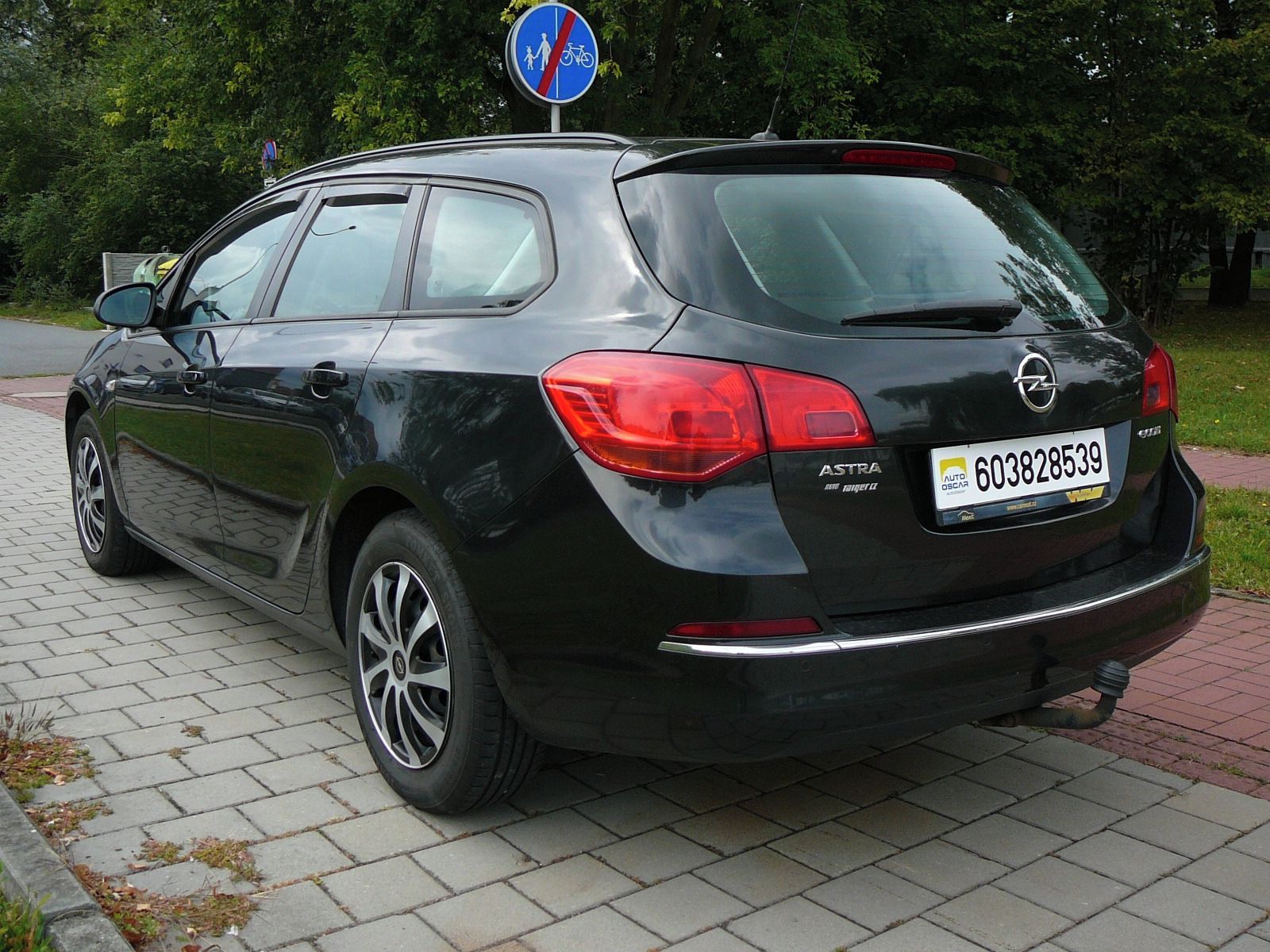 Opel Astra, 16CDTi 81kW ENJOY ČR - fotka 4