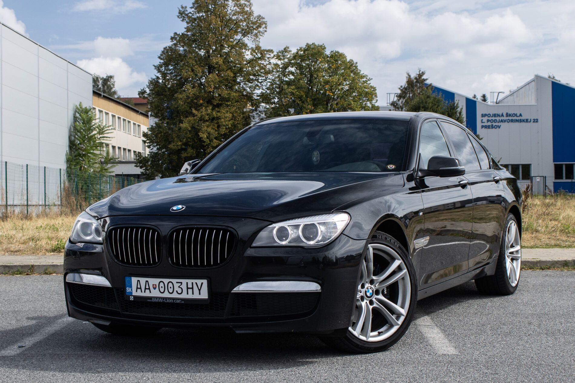 BMW, rad 7