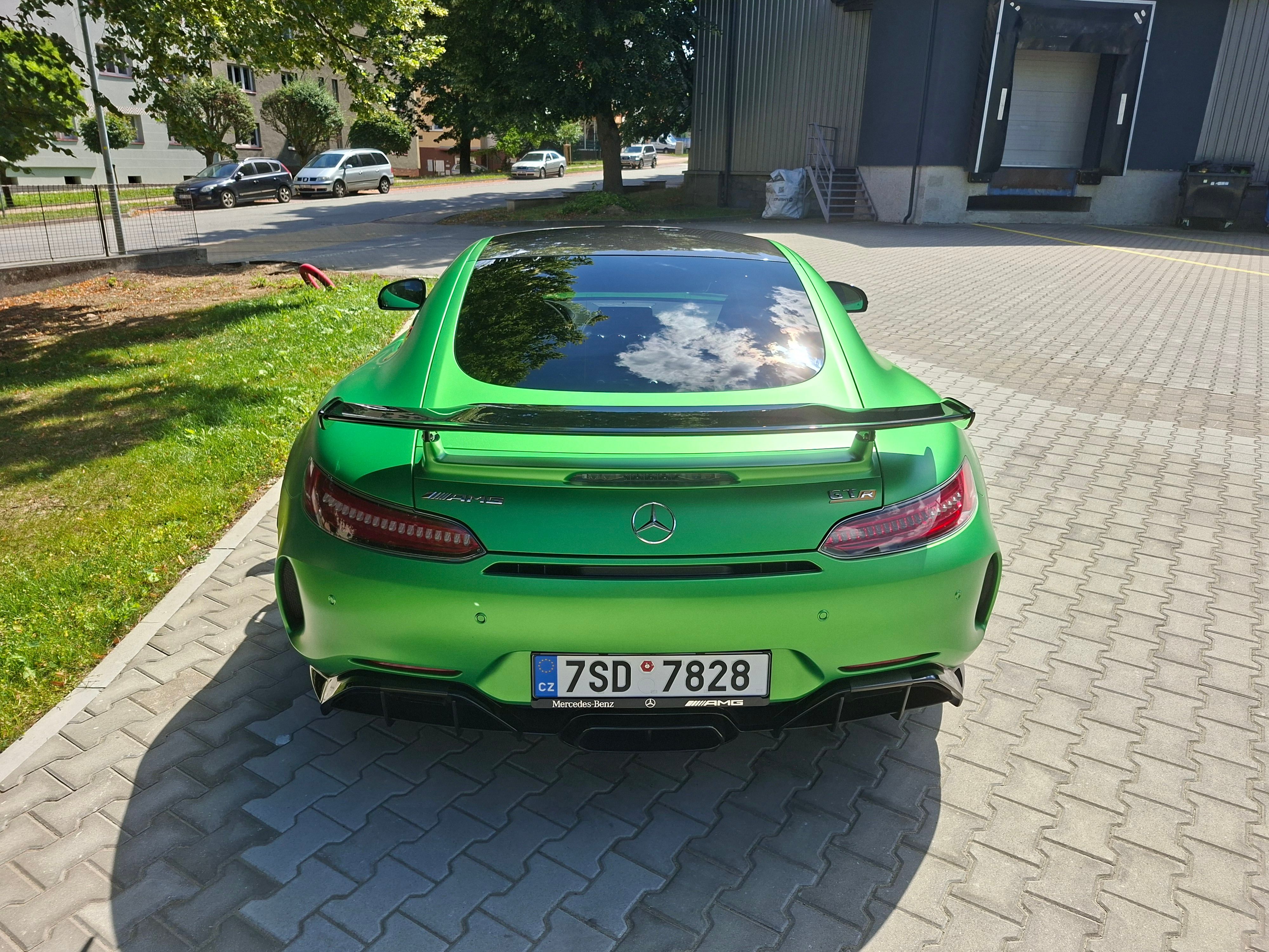 Mercedes-Benz AMG GT, AMG GT-R 4.0 V8,430 kW,CERAMIC - fotka 6