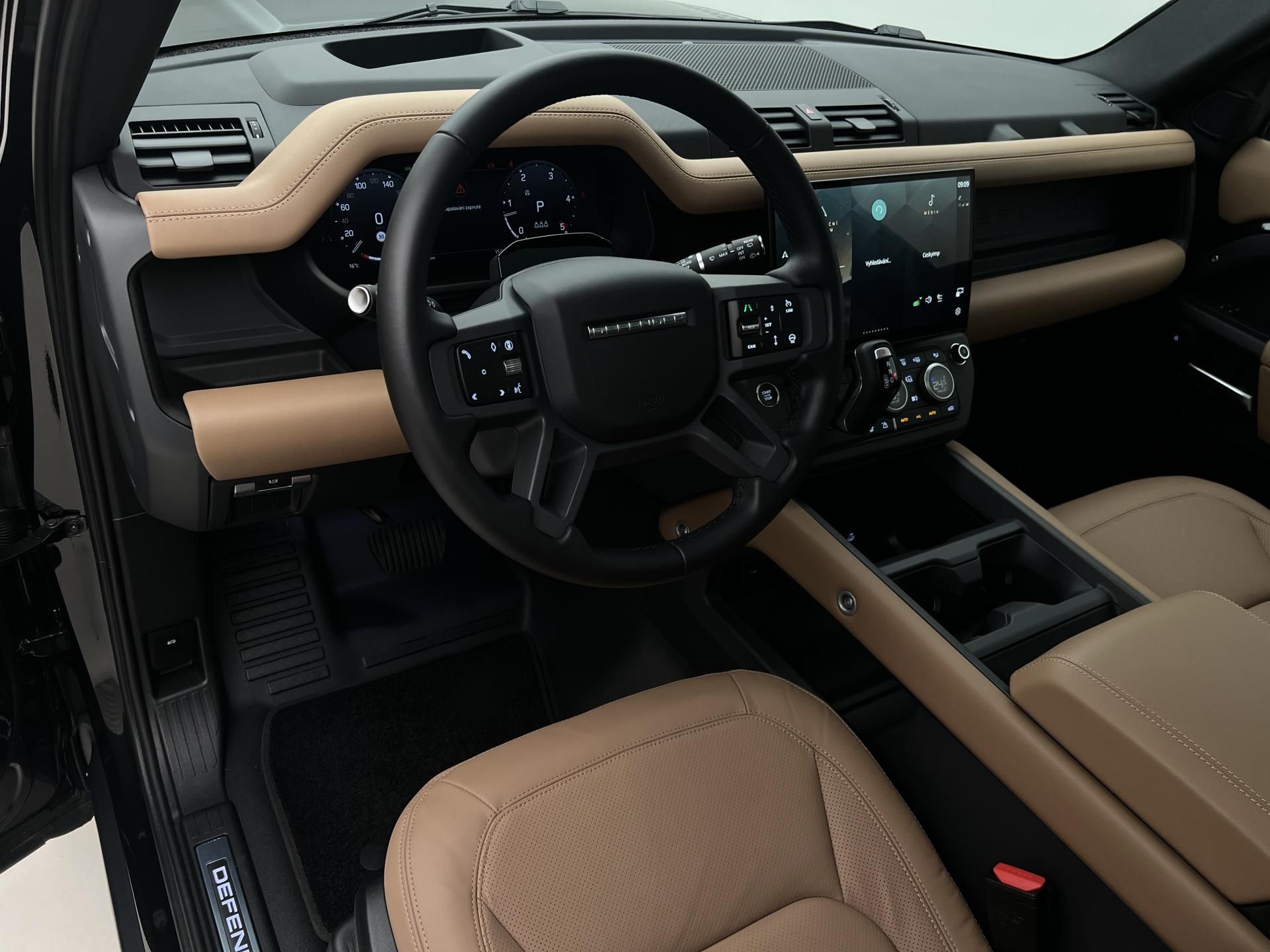 Land Rover Defender, D350 X-DYNAMIC HSE AUT 1. maj. - fotka 4