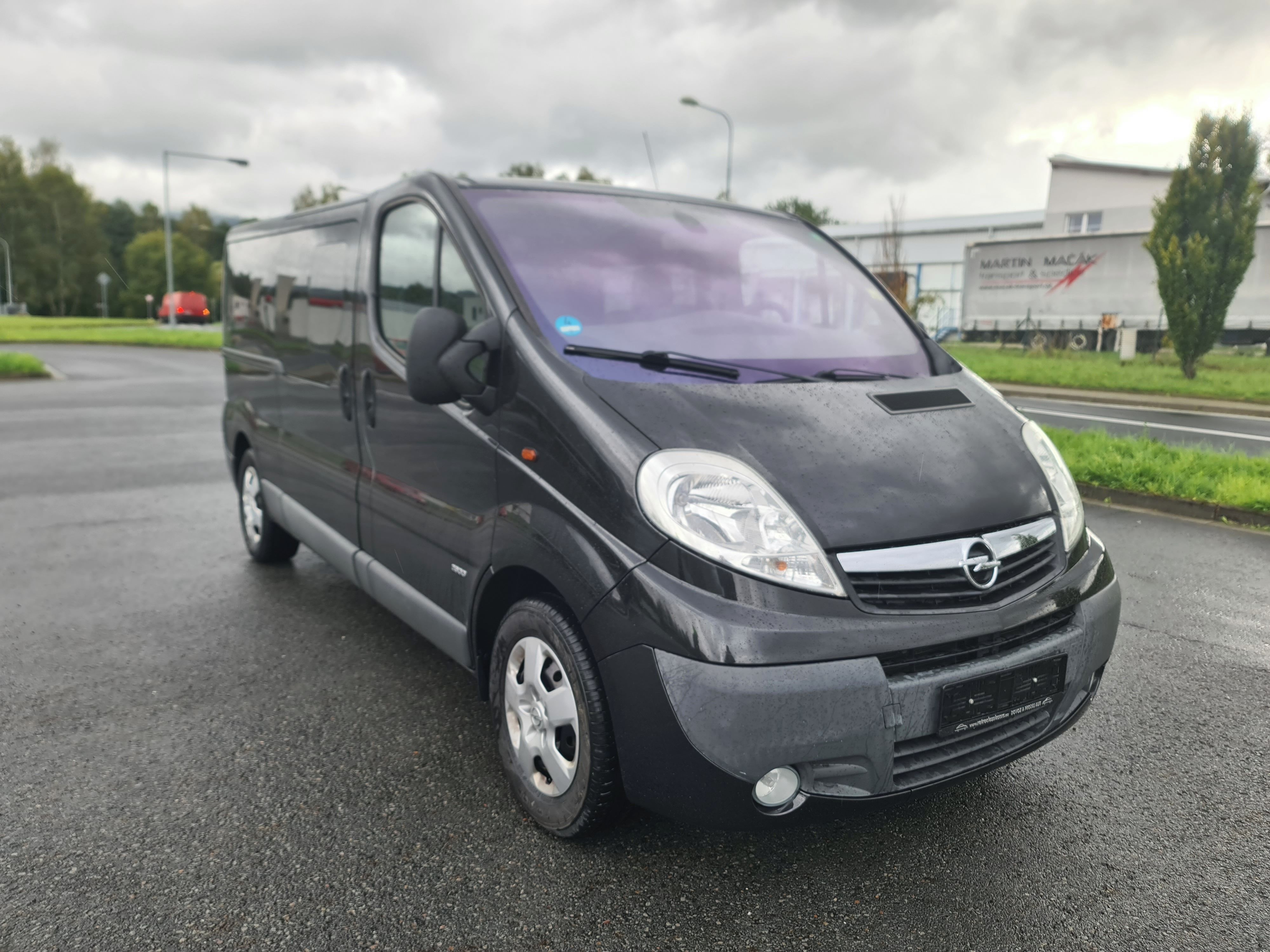 Opel Vivaro, LONG 2.0 CDTi KLIMA 9-MÍST - fotka 4