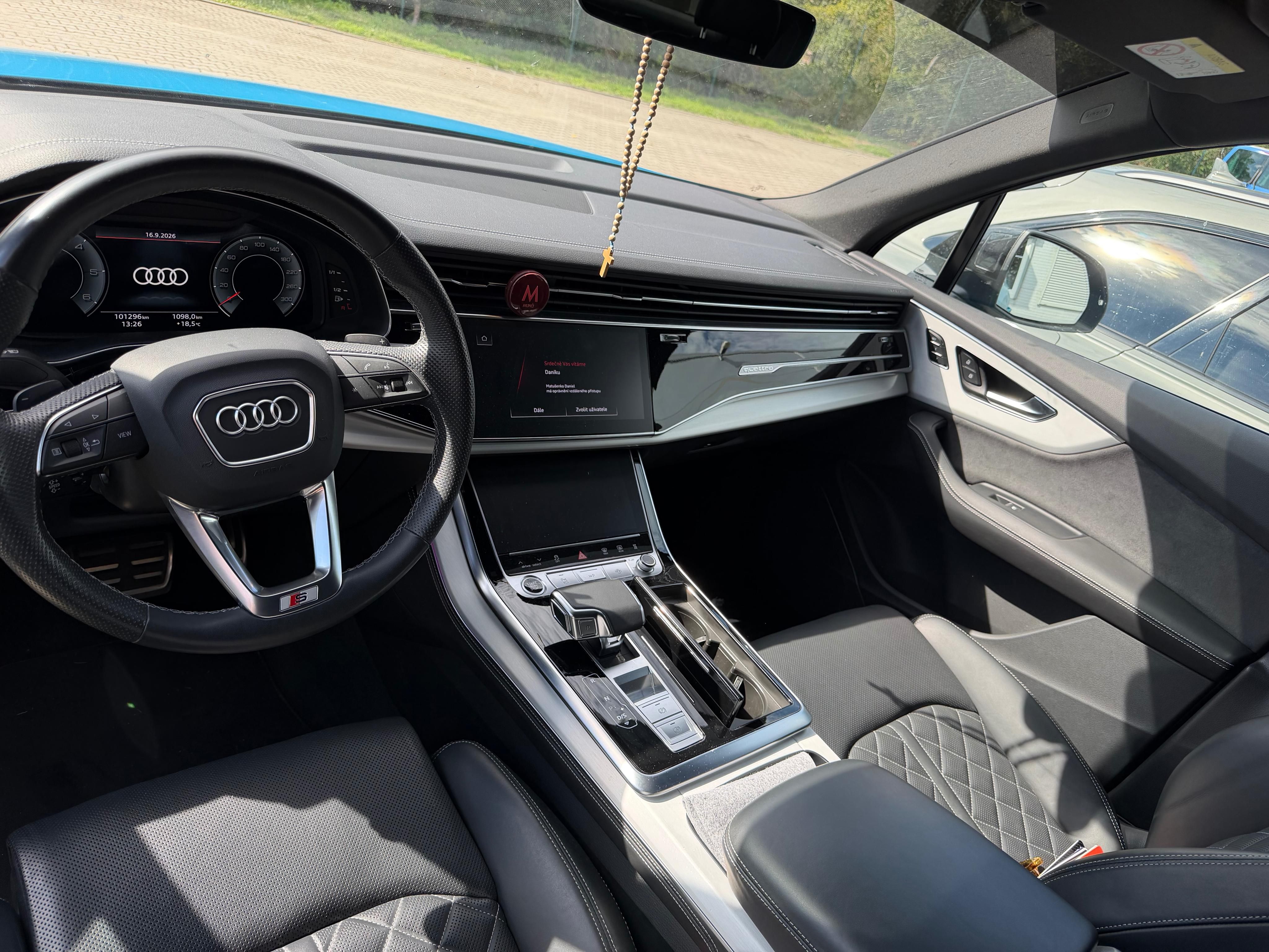 Audi Q7, Sline 3,0 V6 TDI 210kW  quattr - fotka 2