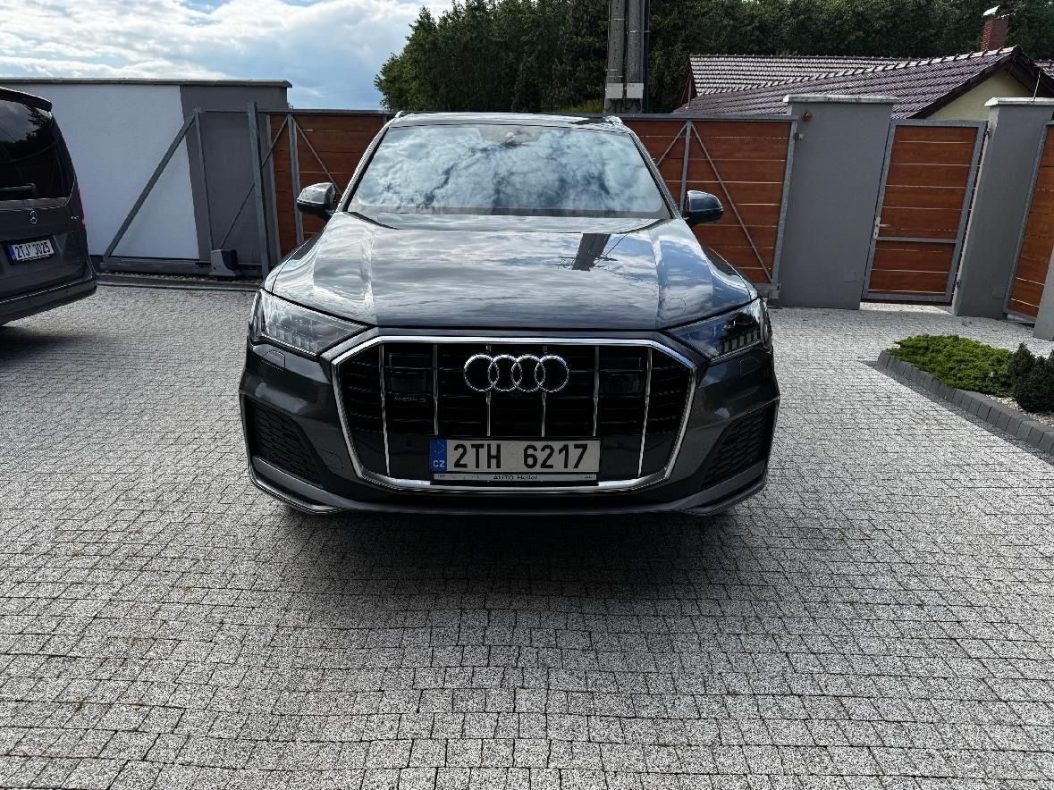 Audi Q7, Sline 3,0 V6 TDI 210kW  quattr - fotka 4