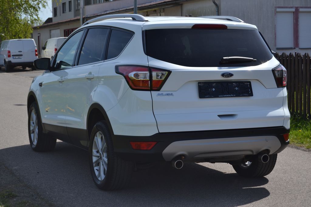 Ford Kuga, Ford Kuga 2.0 TDCI 110kW - fotka 2