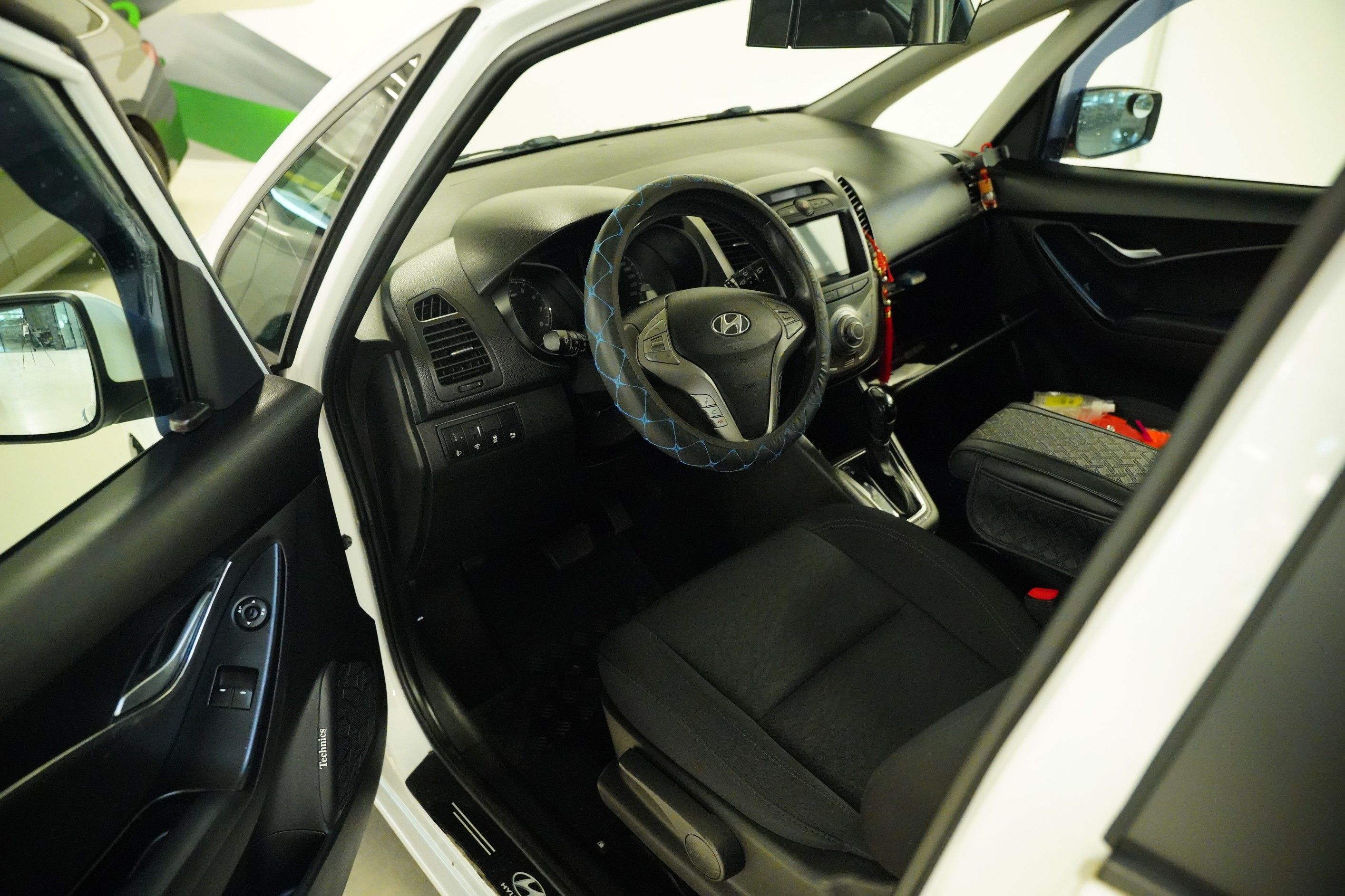 Hyundai ix20, 1.6 CVVT 91 kW - fotka 6