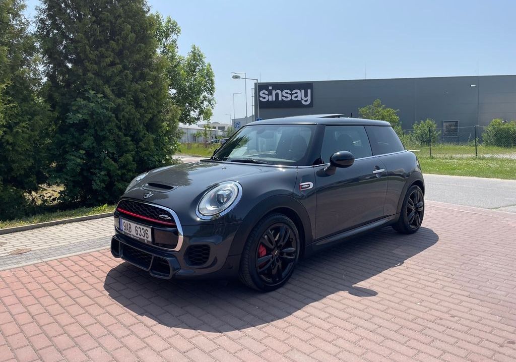 Mini Cooper, John Cooper Works