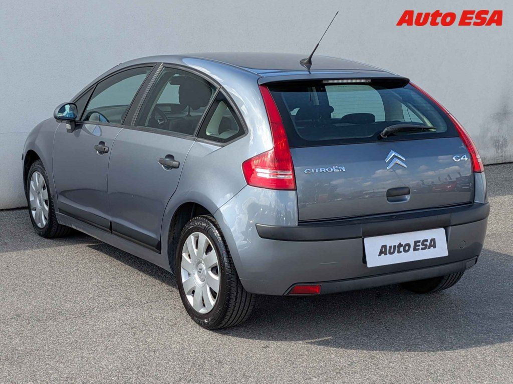 Citroën C4, 1.4,1.maj,ČR,AC - fotka 4