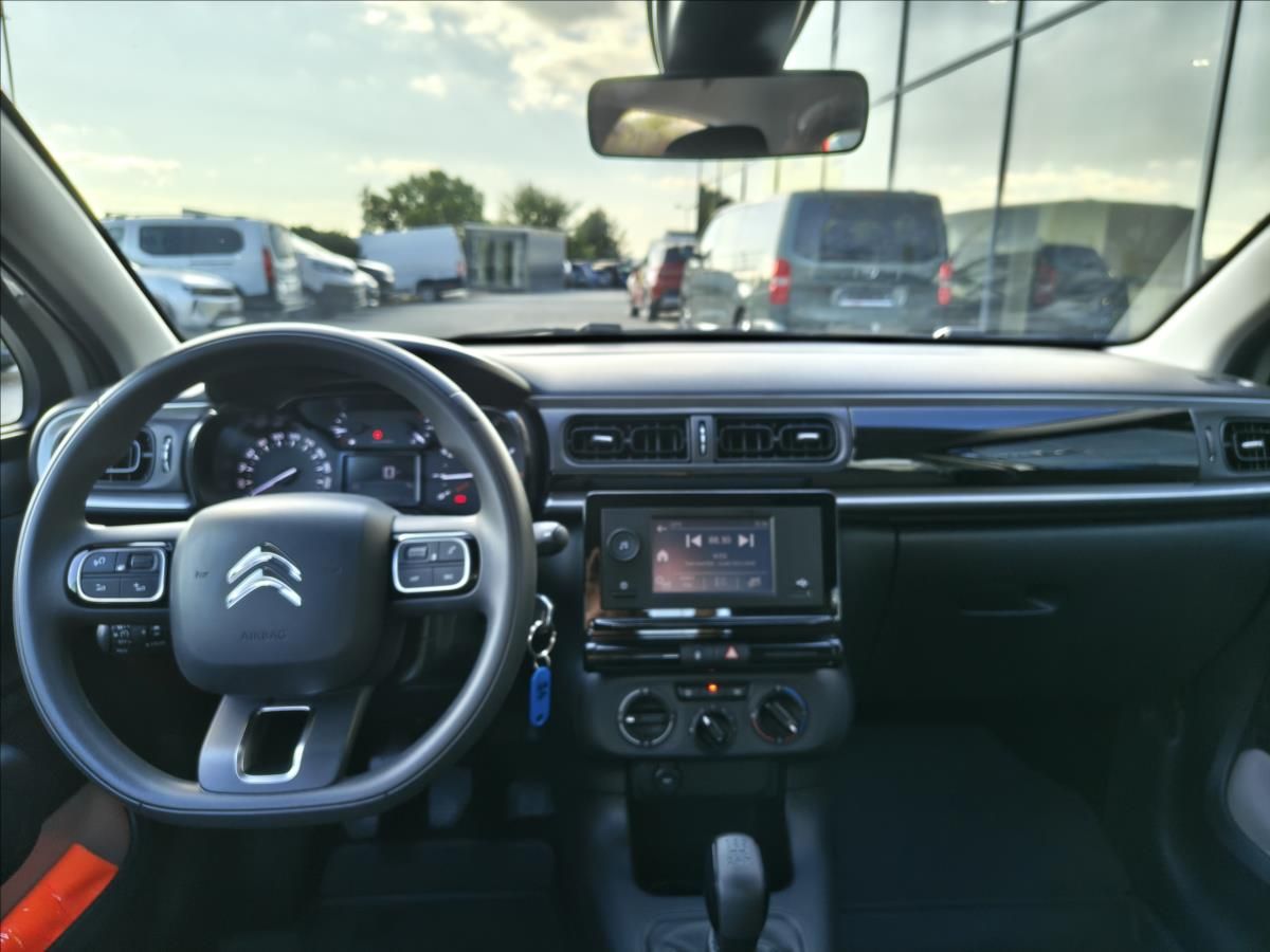 Citroën C3, 1,2   YOU 82K - fotka 2