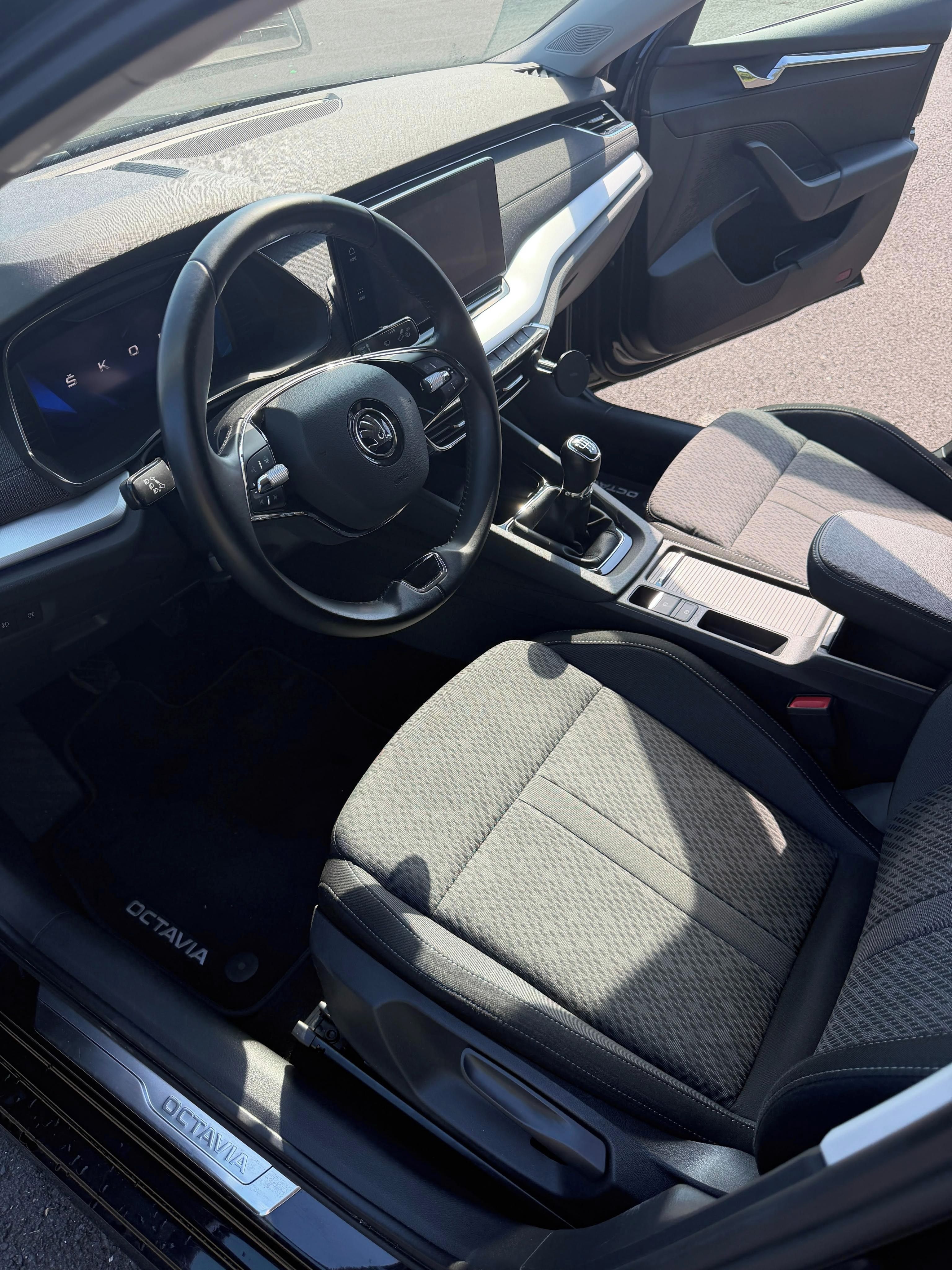 Škoda Octavia, Škoda Octavia IV 1.5 TSI 110 k - fotka 6