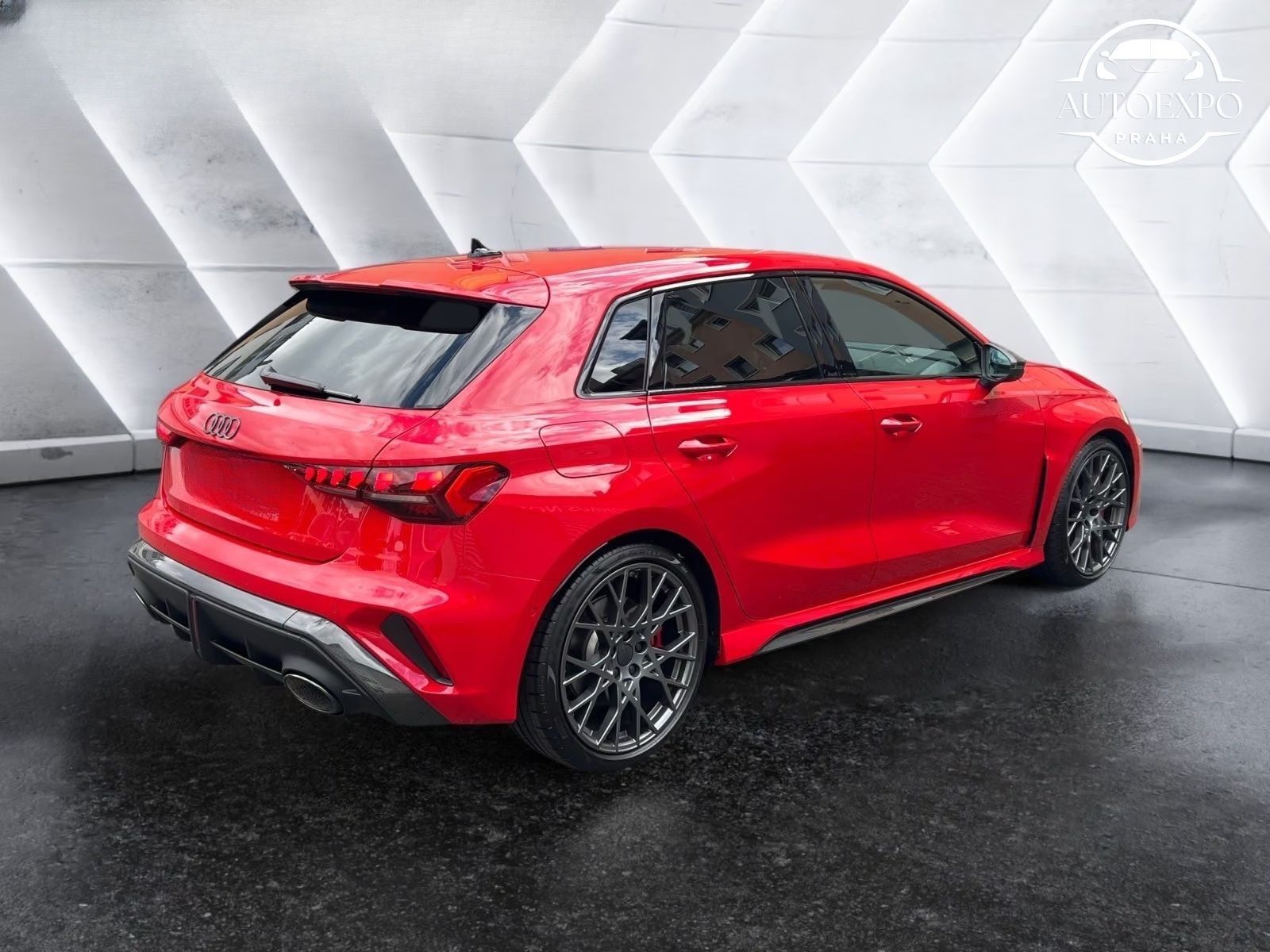 Audi RS3, Sportback MATRIX*CARBON* - fotka 3