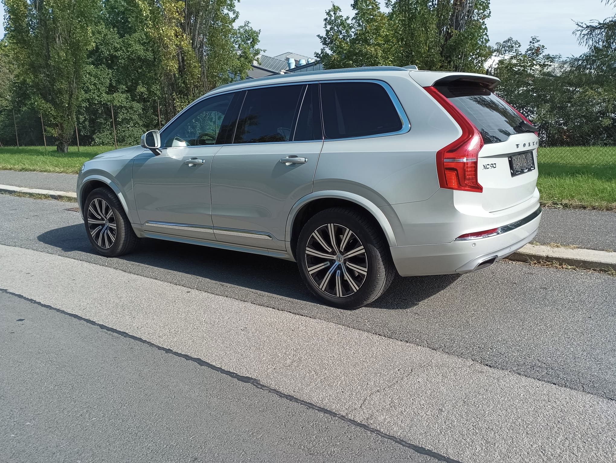 Volvo XC90, INSCR 7mist ČR 173+10kw Panor - fotka 5