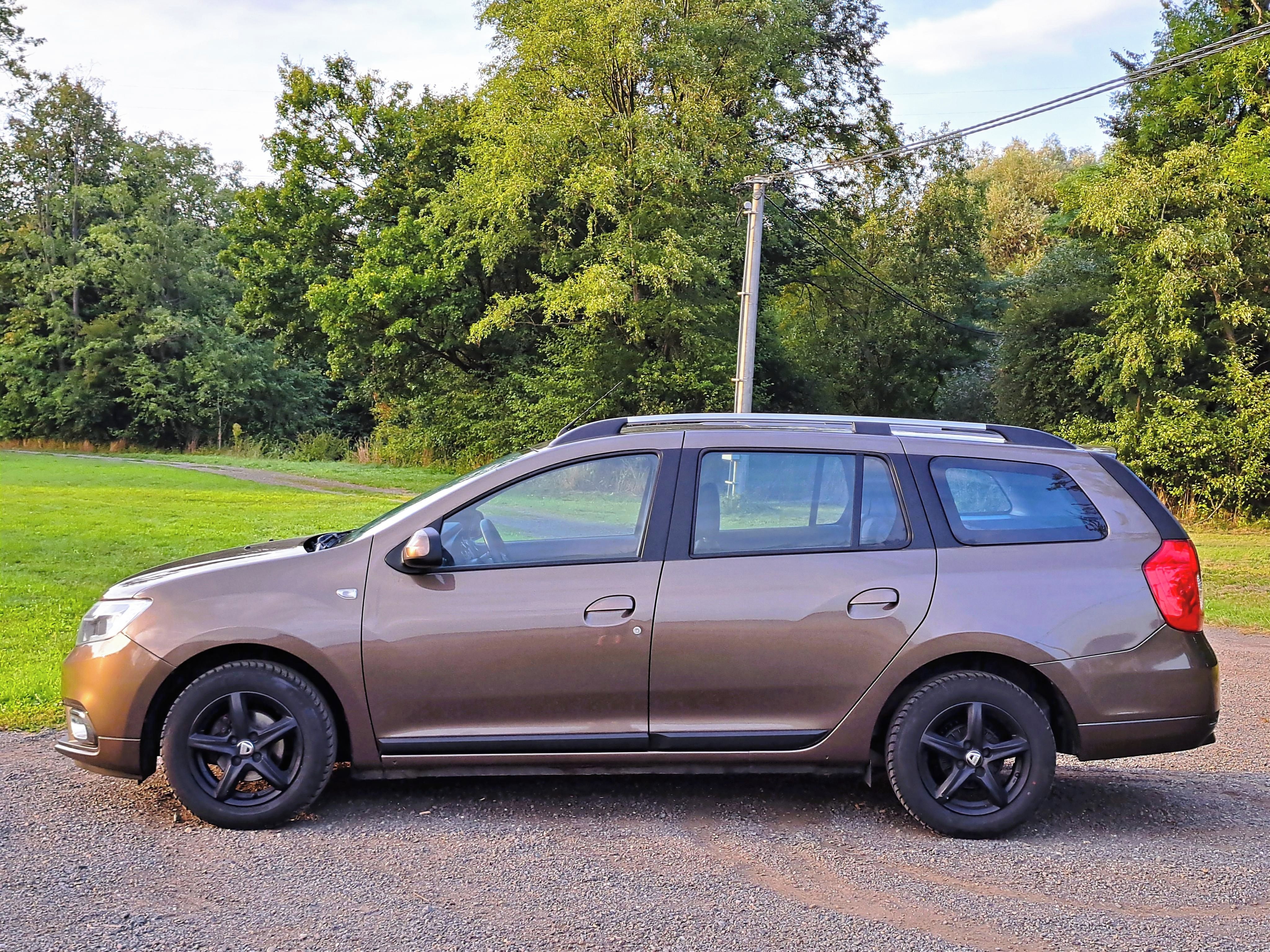 Dacia Logan, 1.0 SCe max.výbava,po STK - fotka 6