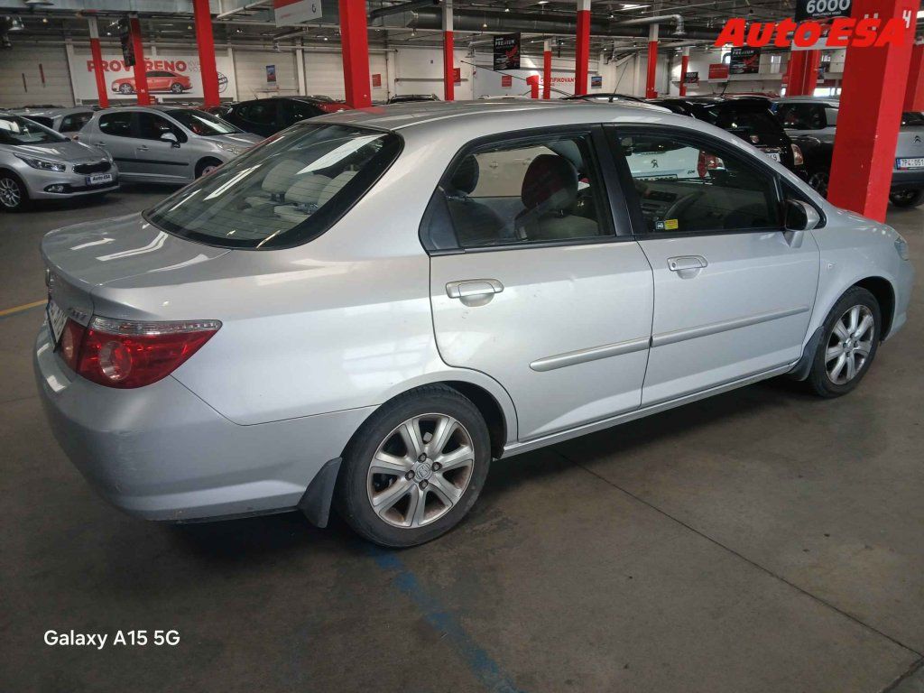 Honda City, 1.4i - fotka 2