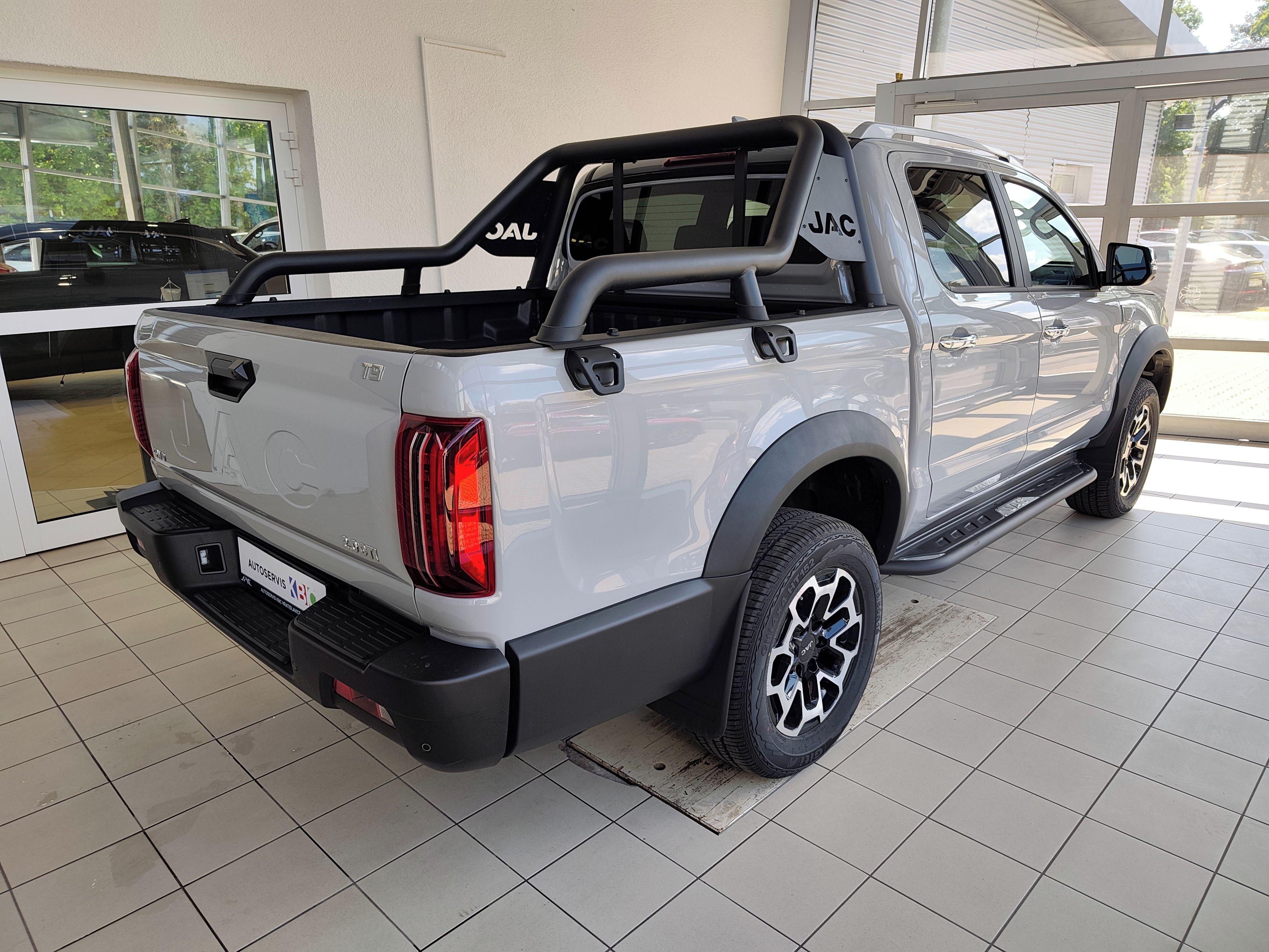 JAC T9, 2,0 TCI 120KW, 4x4 - fotka 4